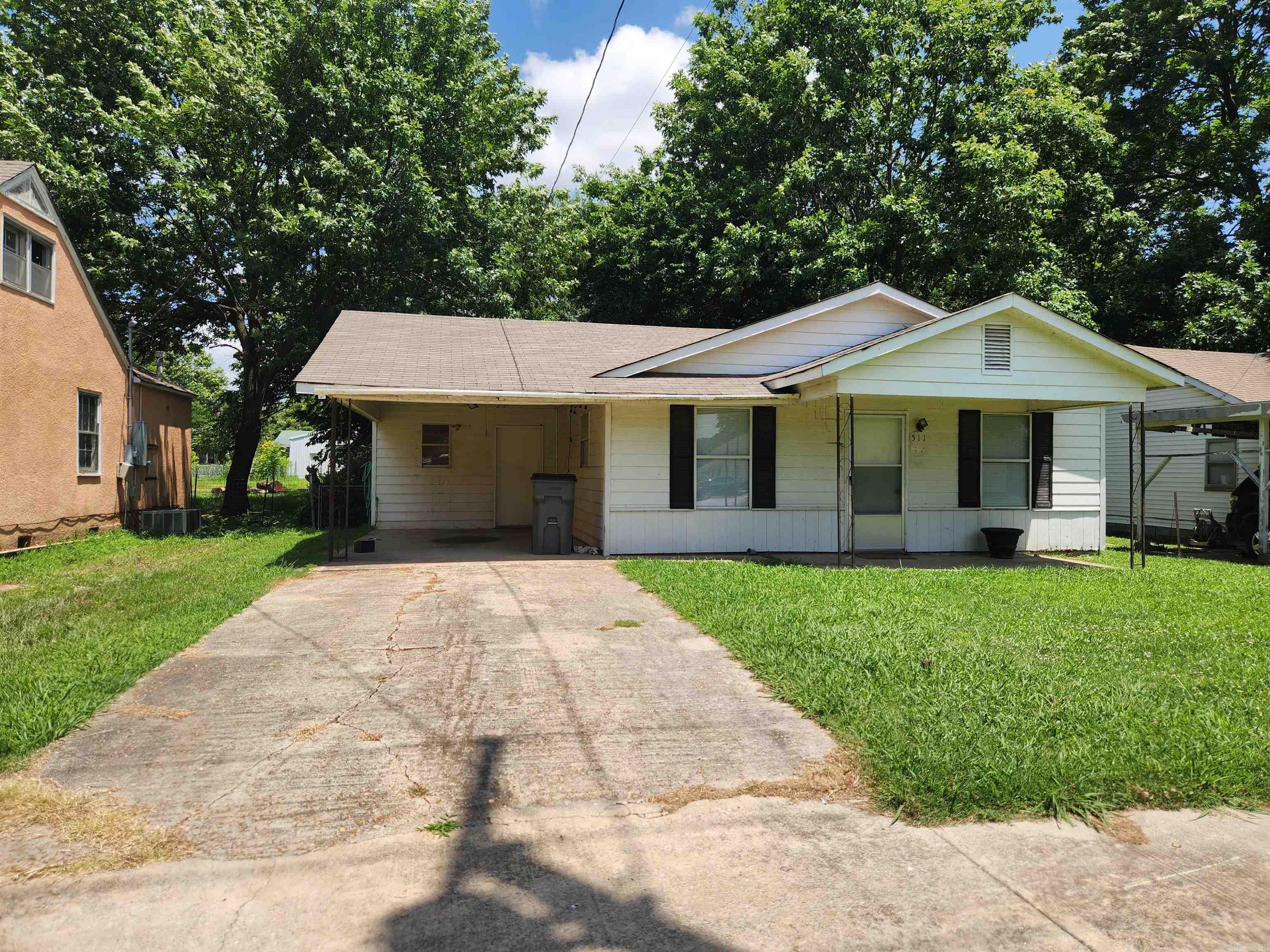 Investor special! This 3-bedroom, 1-bath home sits on a slab foundation and is all electric. Located in an area where no flood insurance is required, this property offers a solid investment opportunity. With some TLC, it has great potential for rental income or resale. Don’t miss out on this affordable project with strong upside!