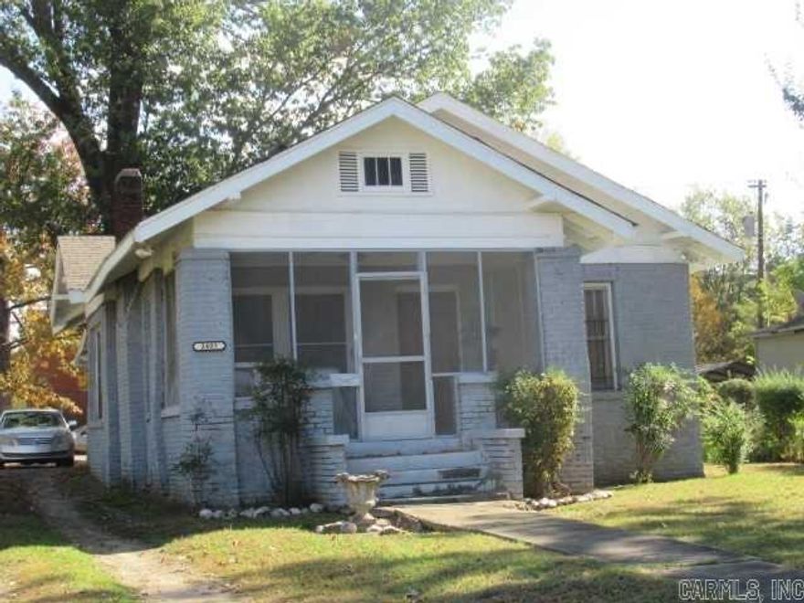Property sold as is, perfect fixer upper.  Easy and quick access to downtown and interstate.