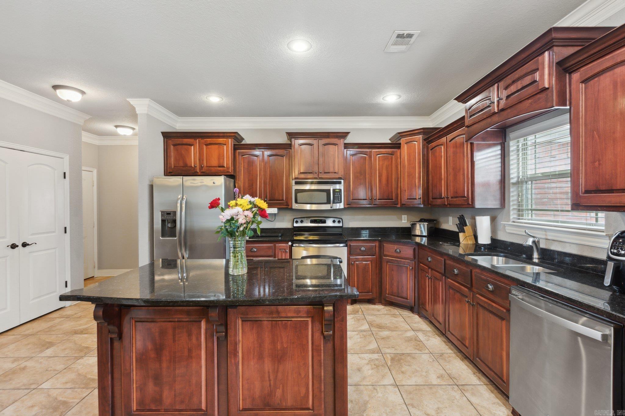 BASE MEADOWS ADDN - Residential