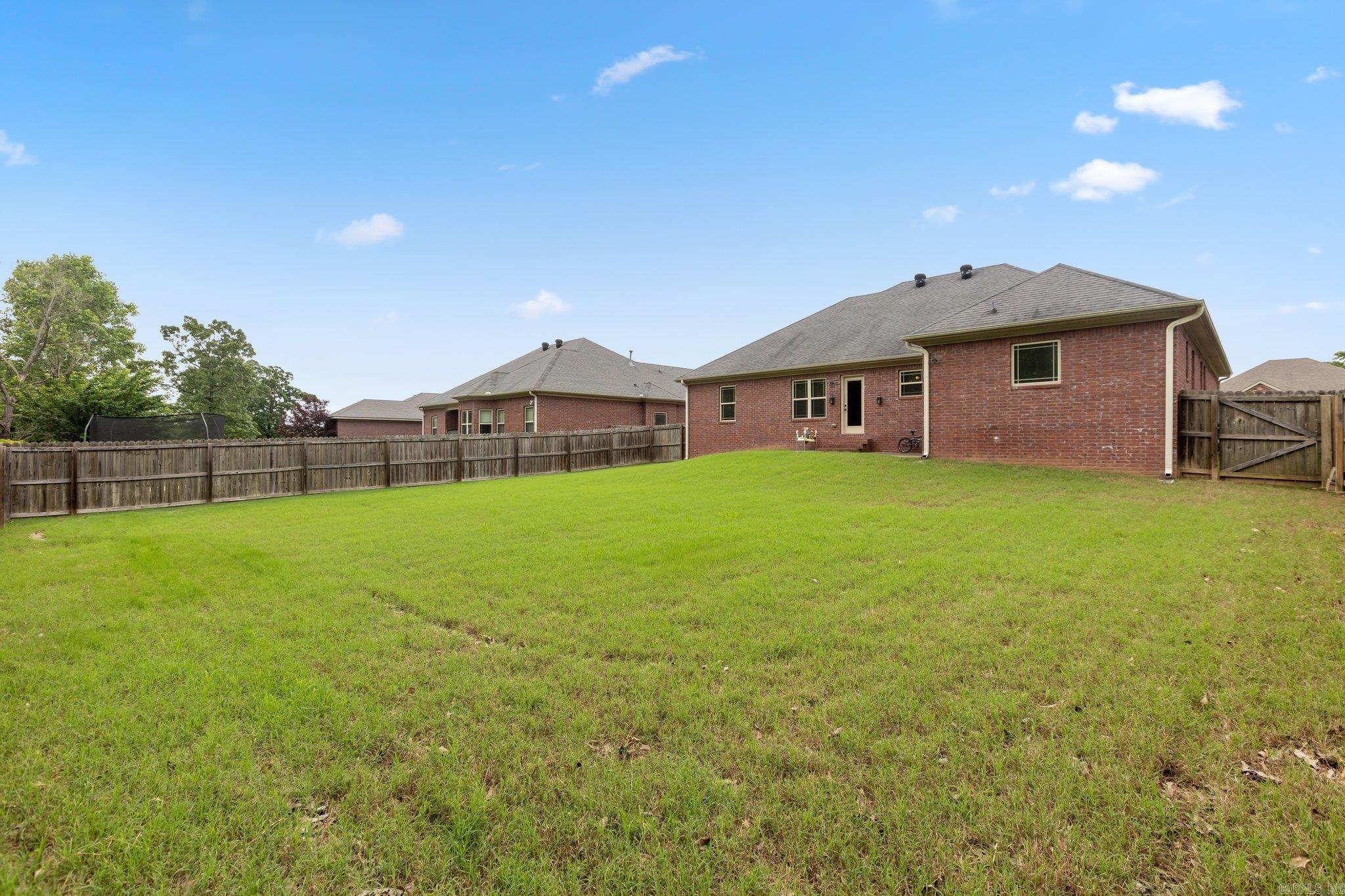 BASE MEADOWS ADDN - Residential