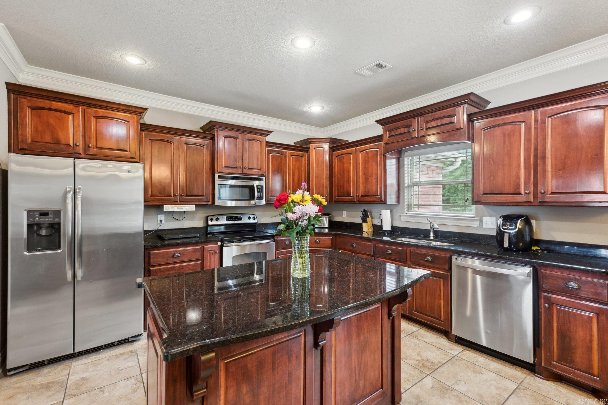 BASE MEADOWS ADDN - Residential