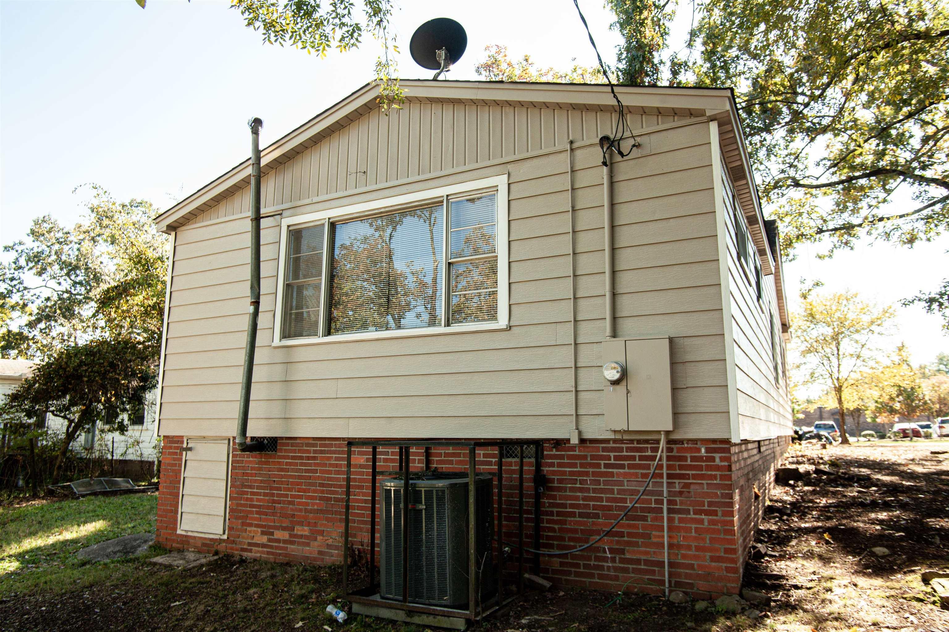 1N-12-08 - Residential Lease