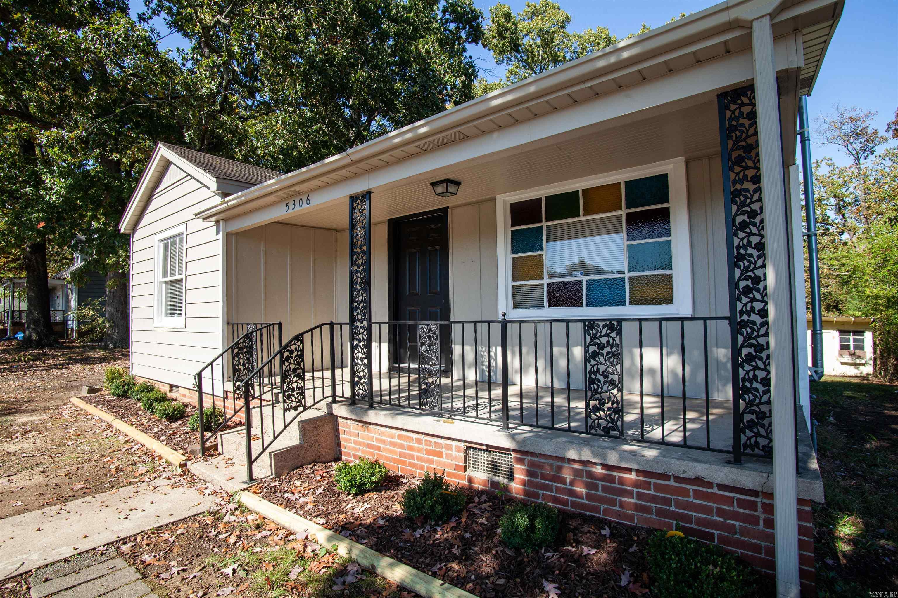 1N-12-08 - Residential Lease