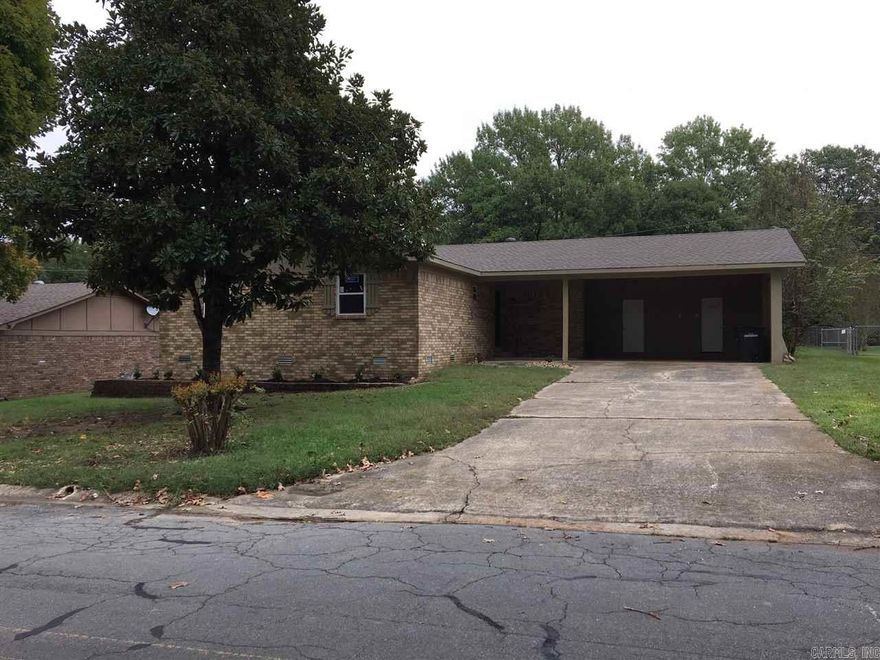 Great 3BD home in Sherwood with a 2-car carport. Beautiful hardwoods in the living area with a decorative fireplace. Carpeted bedrooms with ceiling fans. Large yard with a great back that is perfect for hosting BBQ's or enjoying those beautiful Arkansas days. The lease for this property is for 18 months and income has to be three times the amount of rent. NO SECTION 8.