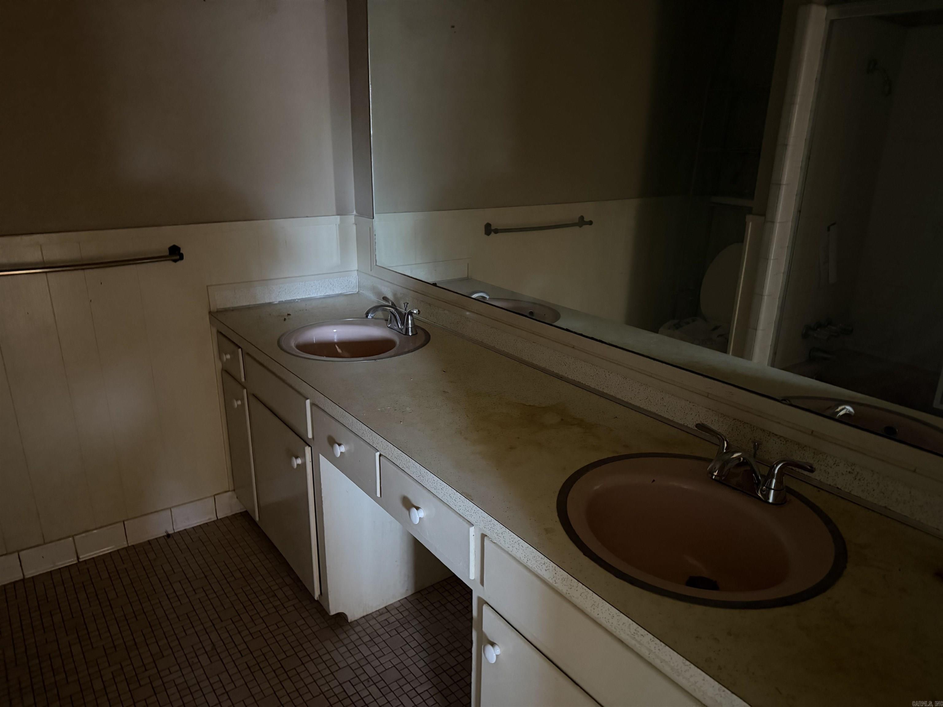 REEDS ADD RESURVEY - Residential