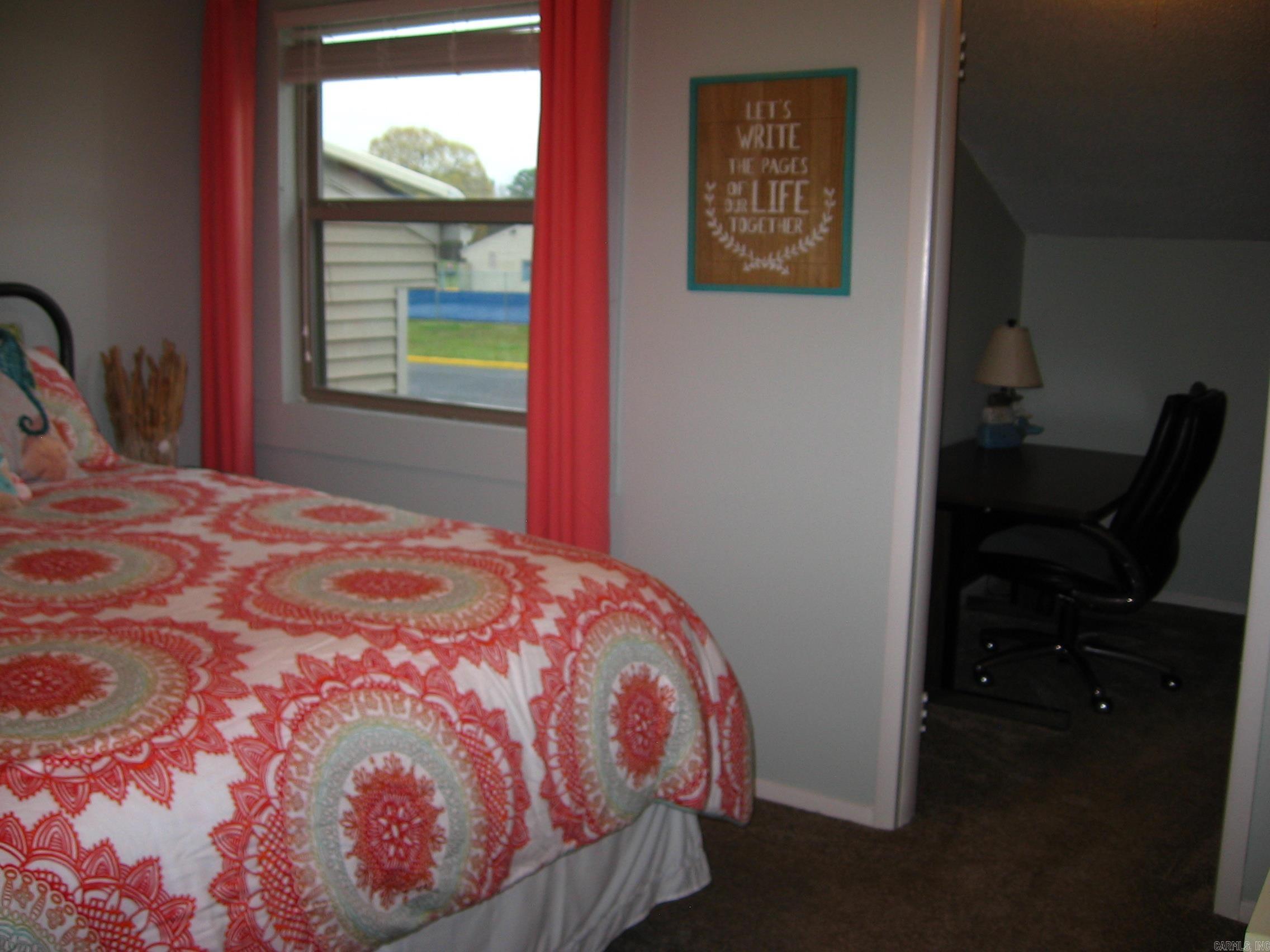 LAKEWOOD HILLS CONDO - Residential