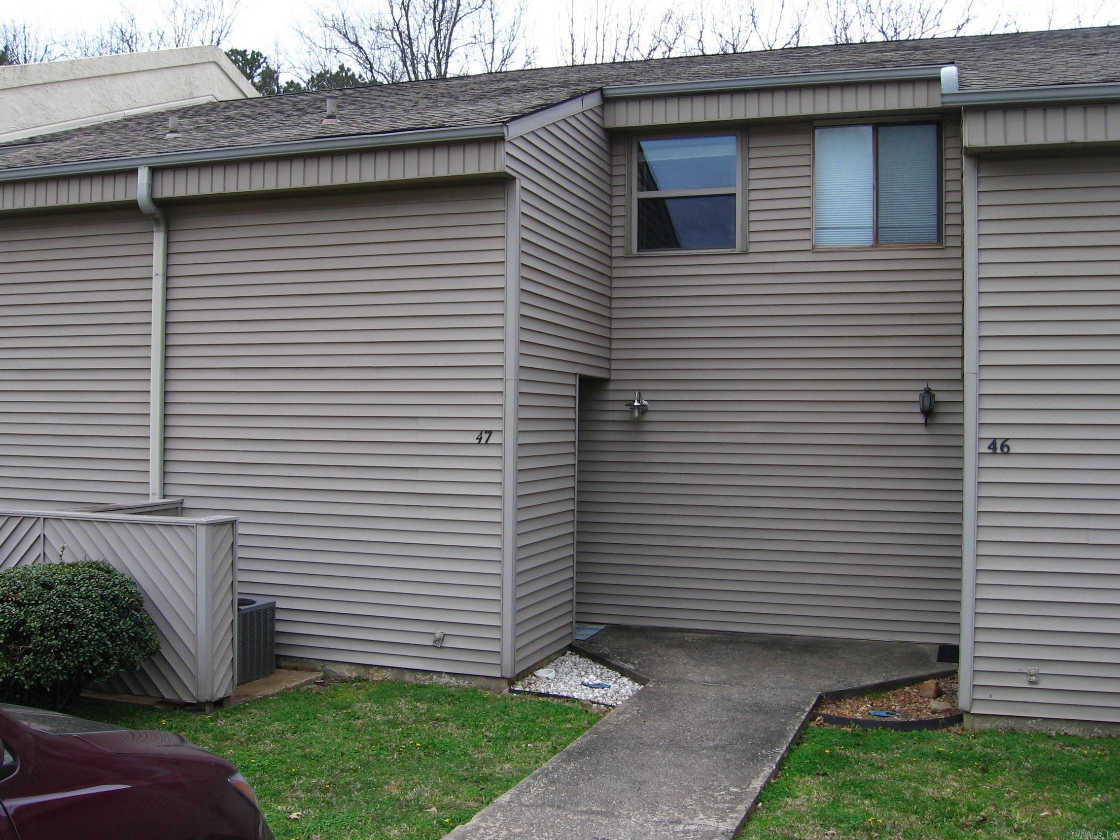 LAKEWOOD HILLS CONDO - Residential