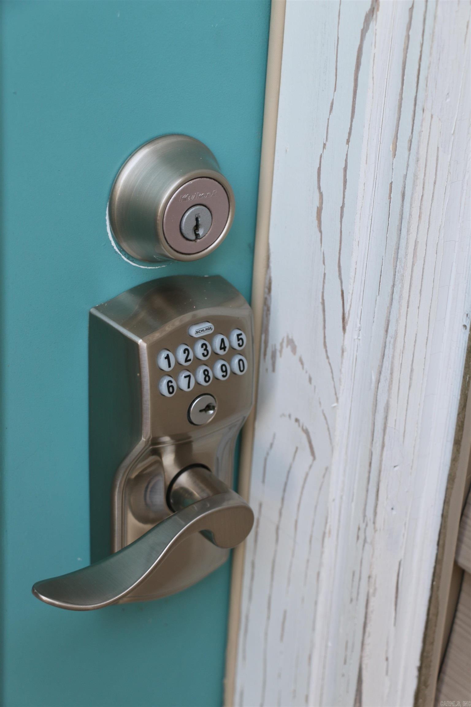 LAKEWOOD HILLS CONDO - Residential