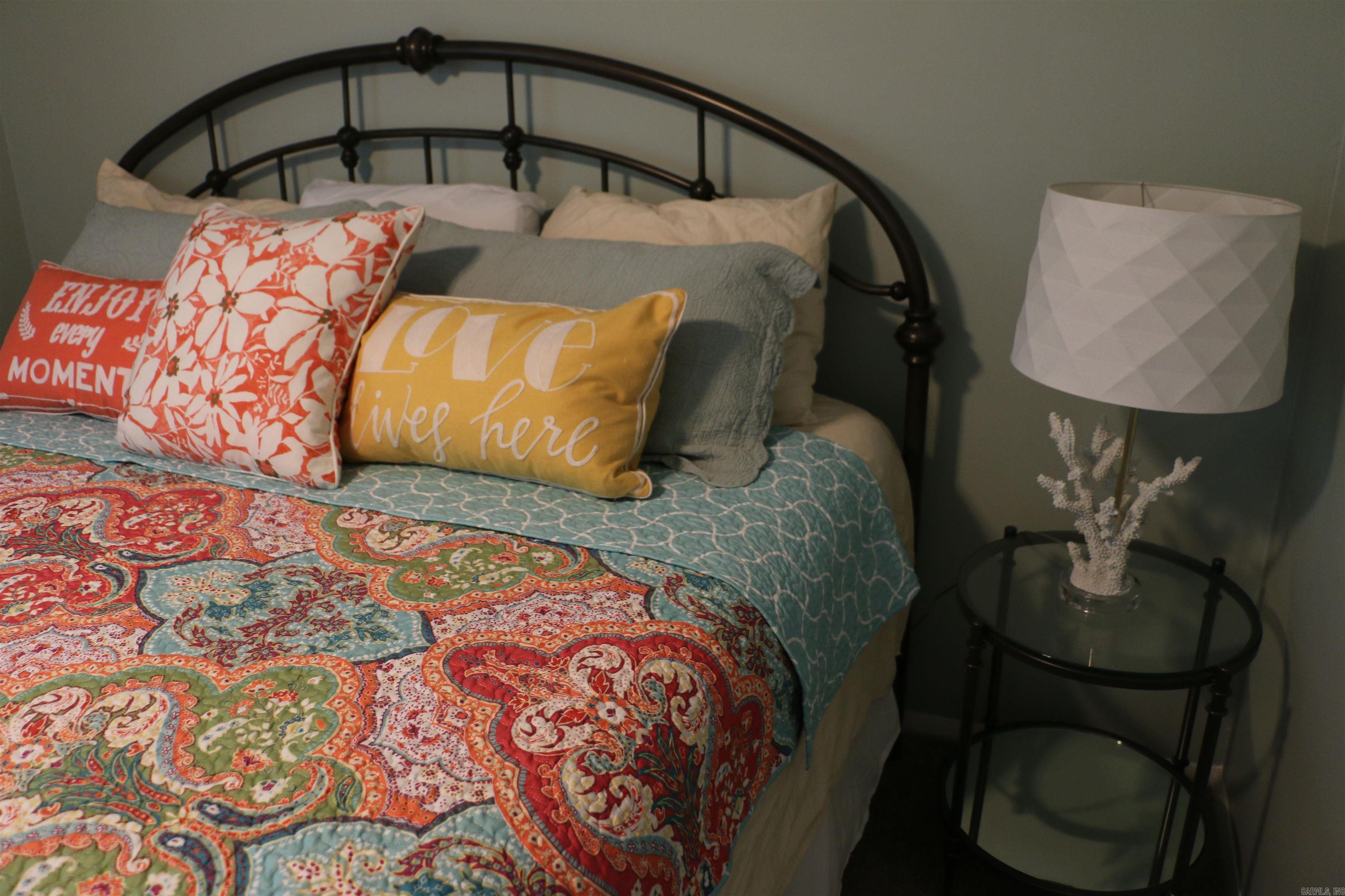 LAKEWOOD HILLS CONDO - Residential