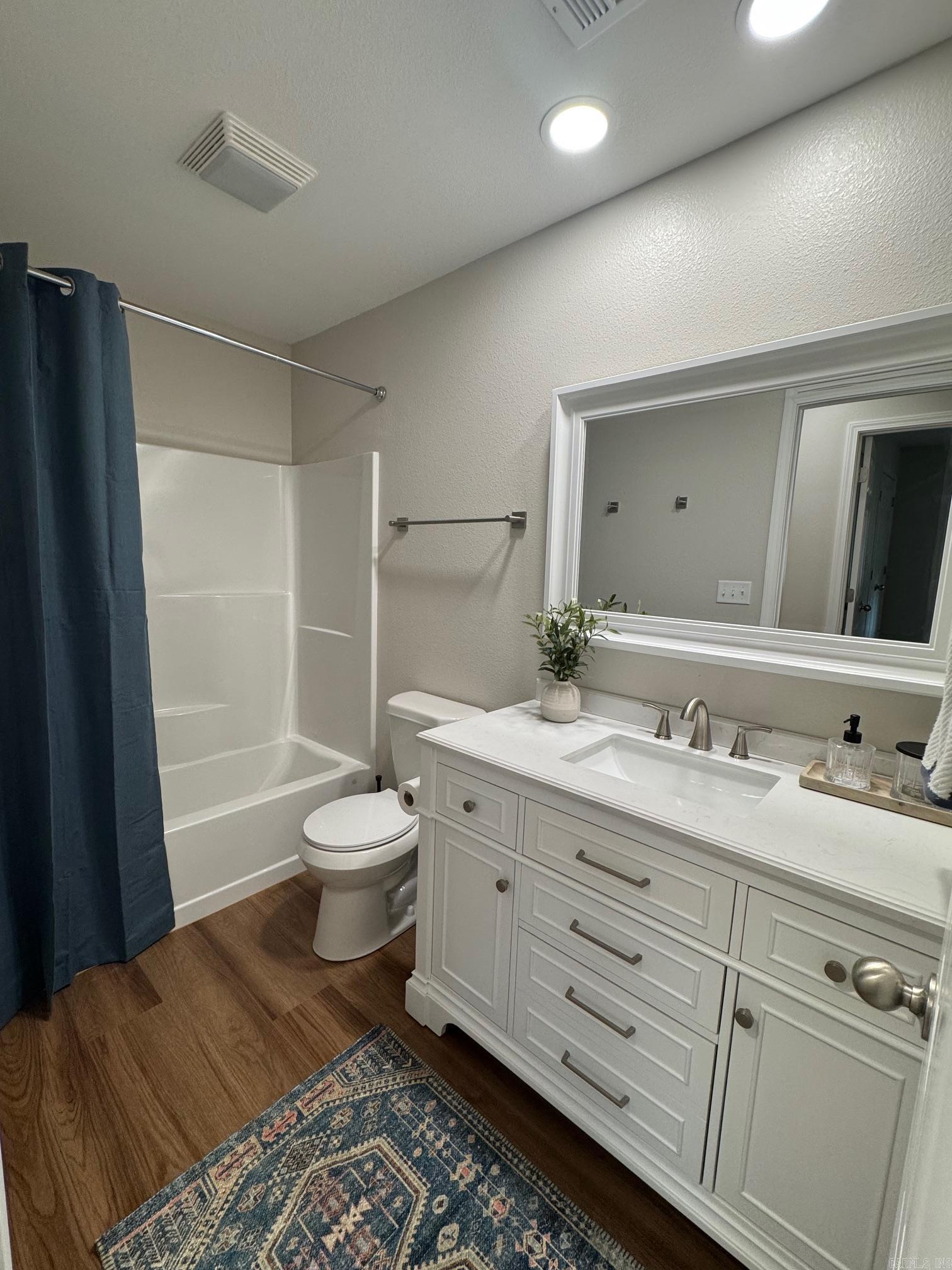 CEDAR RIDGE - Residential