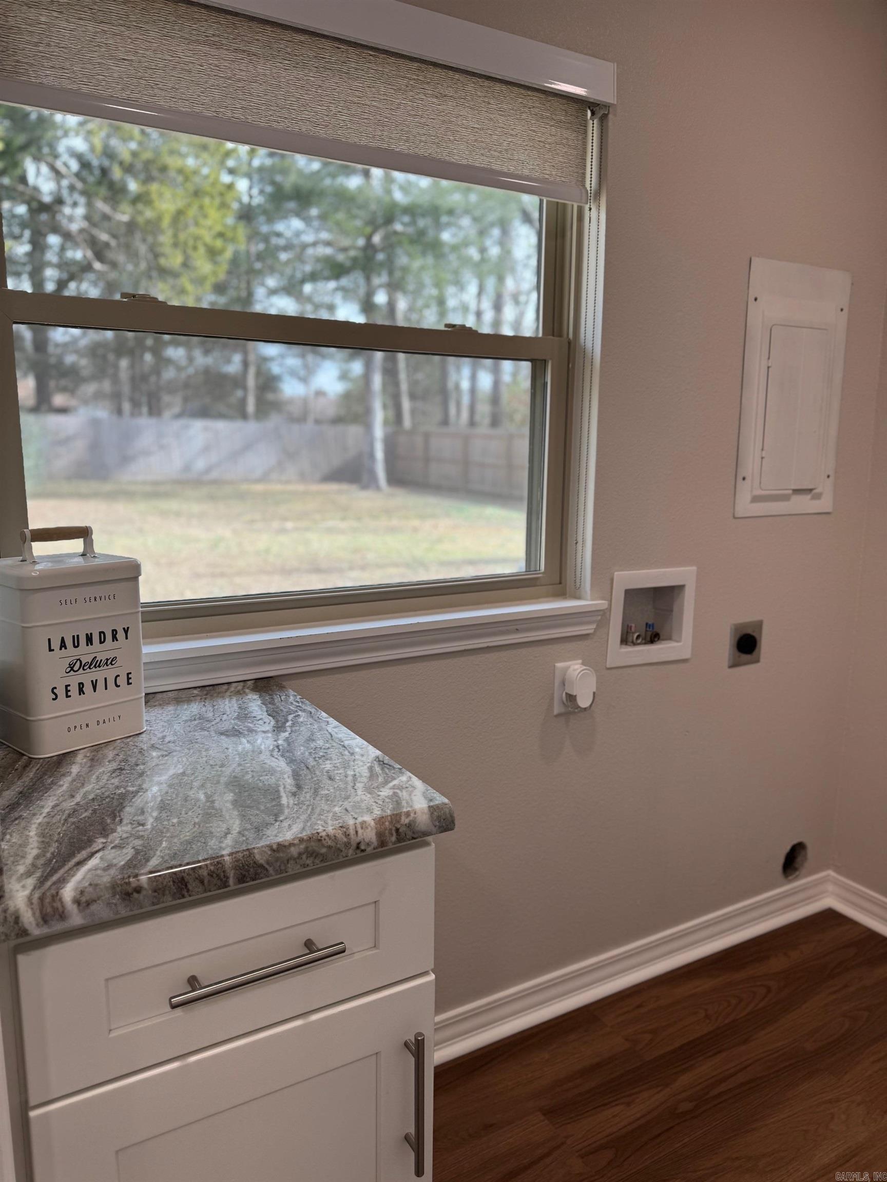 CEDAR RIDGE - Residential