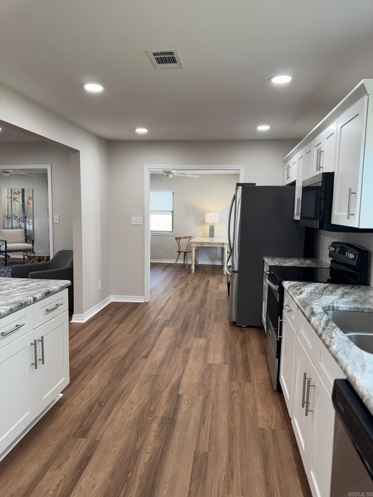 CEDAR RIDGE - Residential