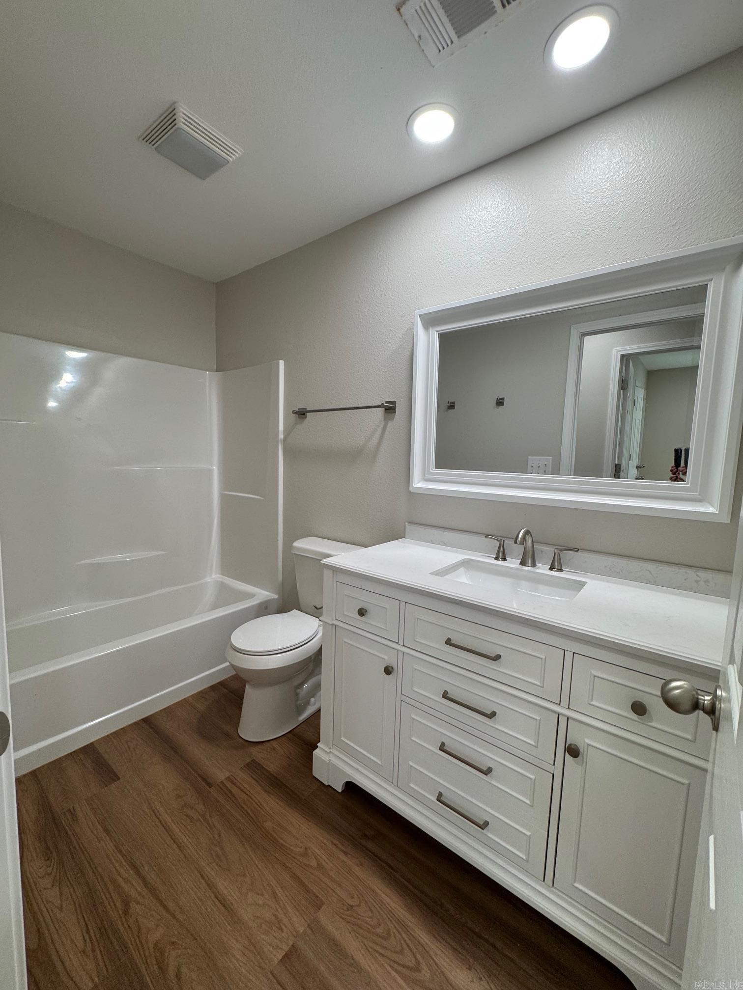 CEDAR RIDGE - Residential