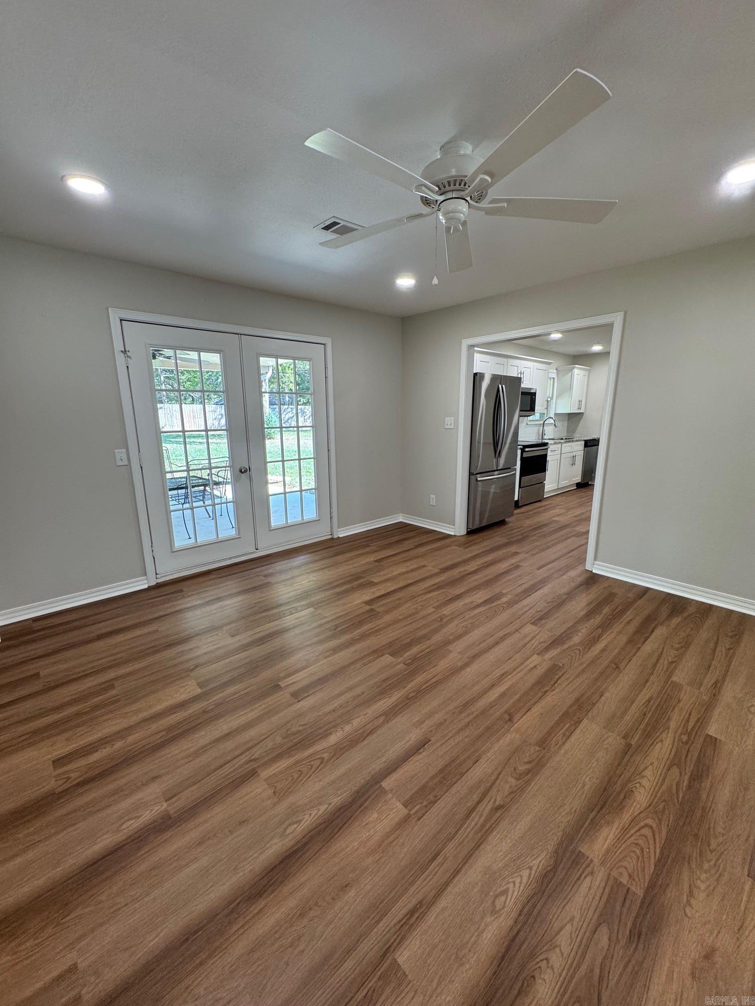 CEDAR RIDGE - Residential