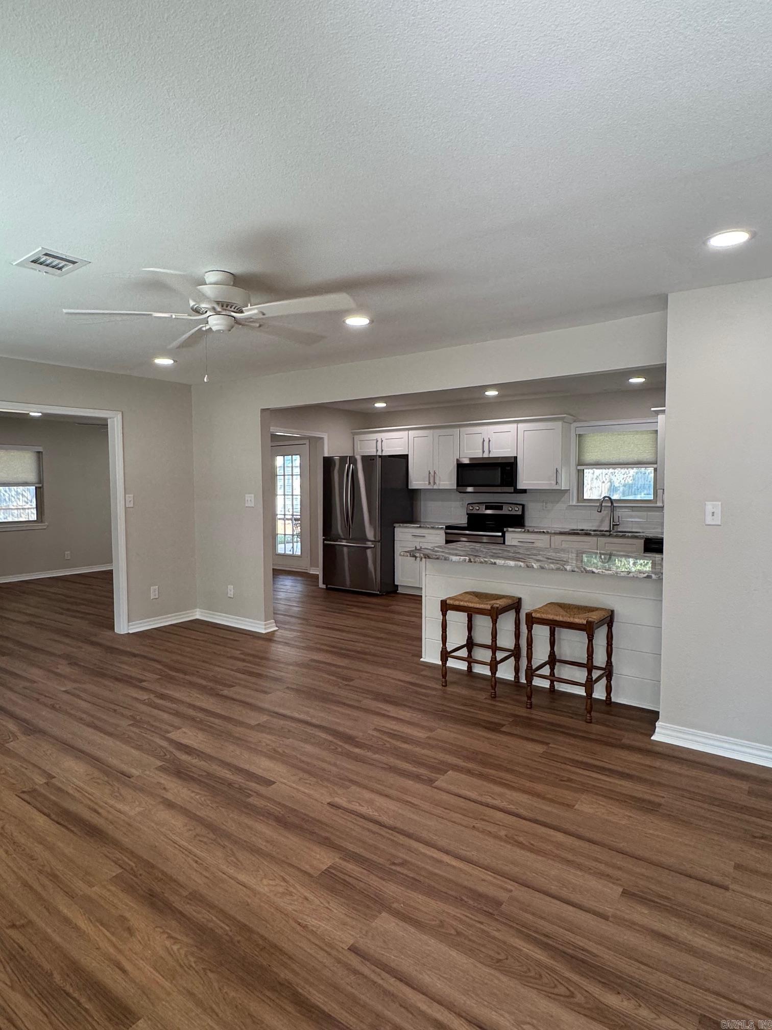 CEDAR RIDGE - Residential