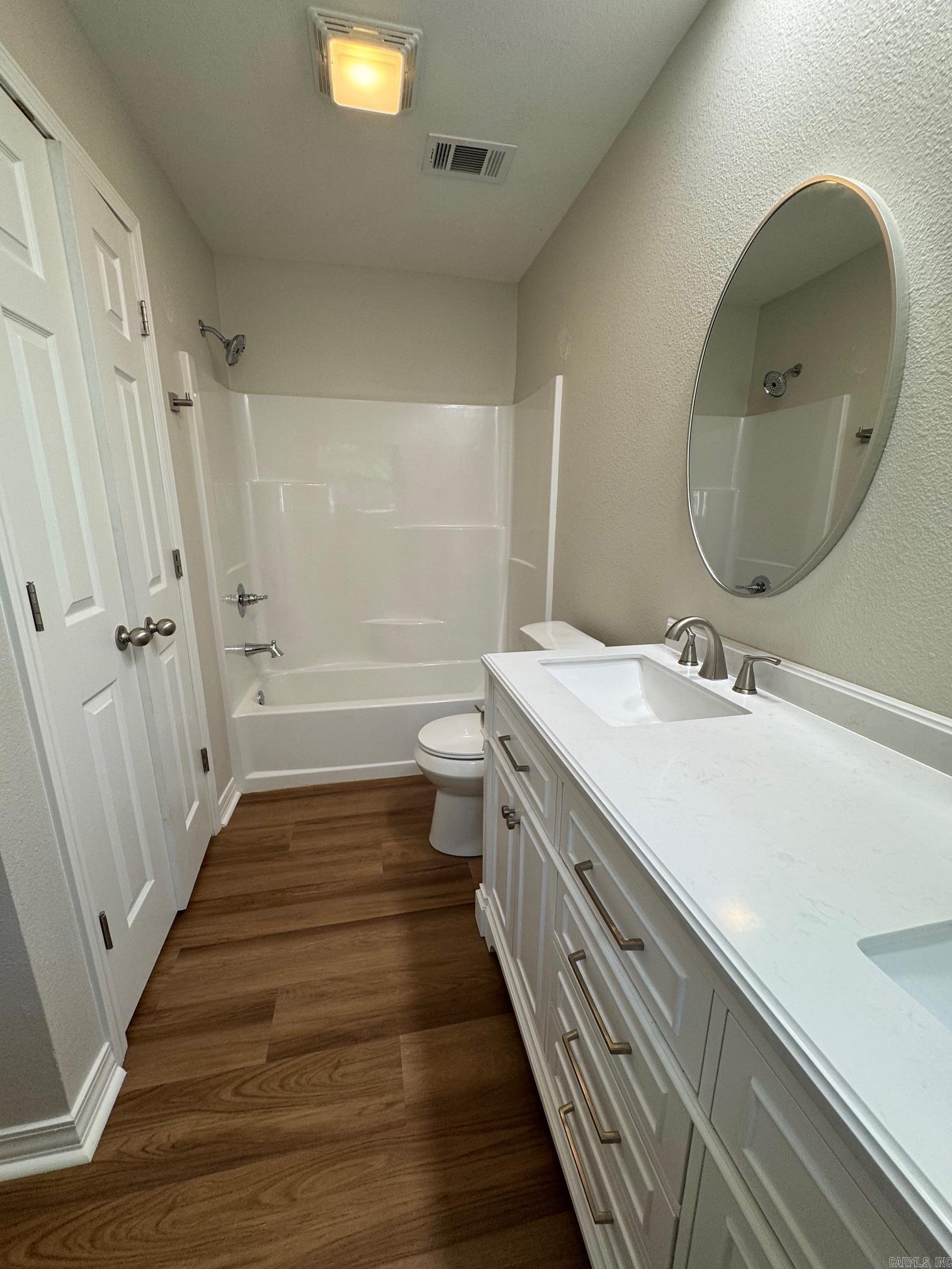 CEDAR RIDGE - Residential