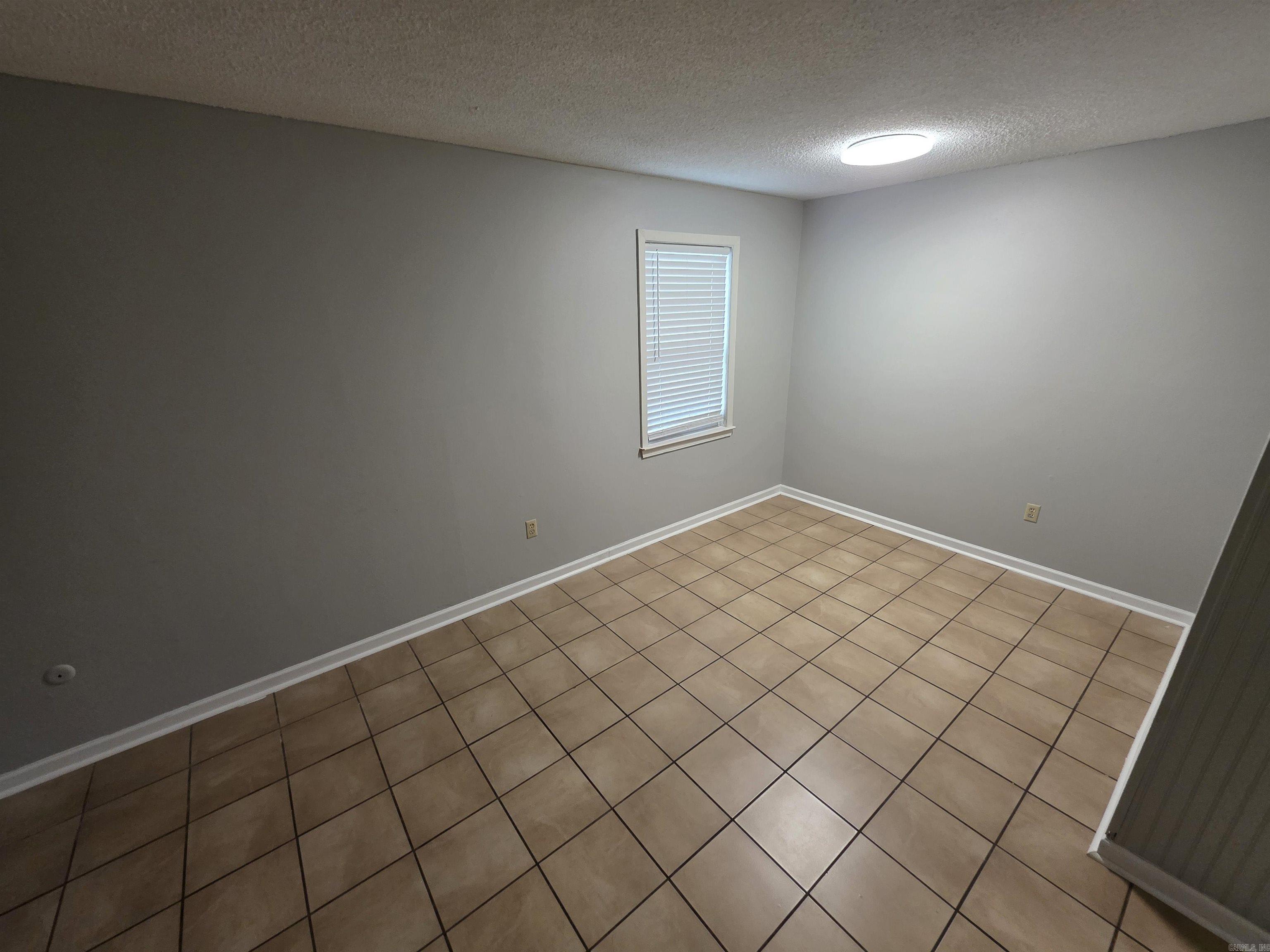 Not in Subdivision - Residential Lease