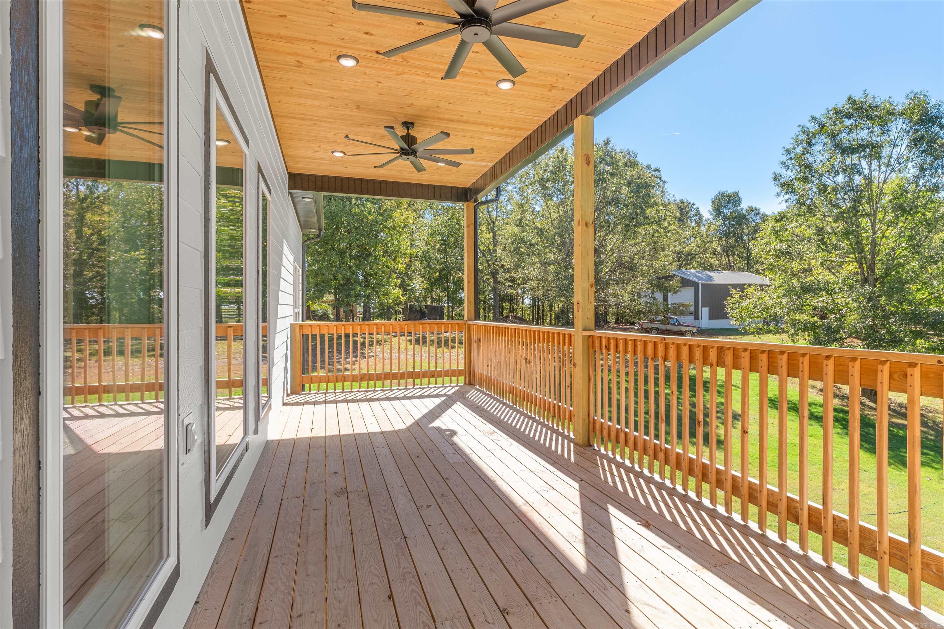 TERRA HILLS - Residential