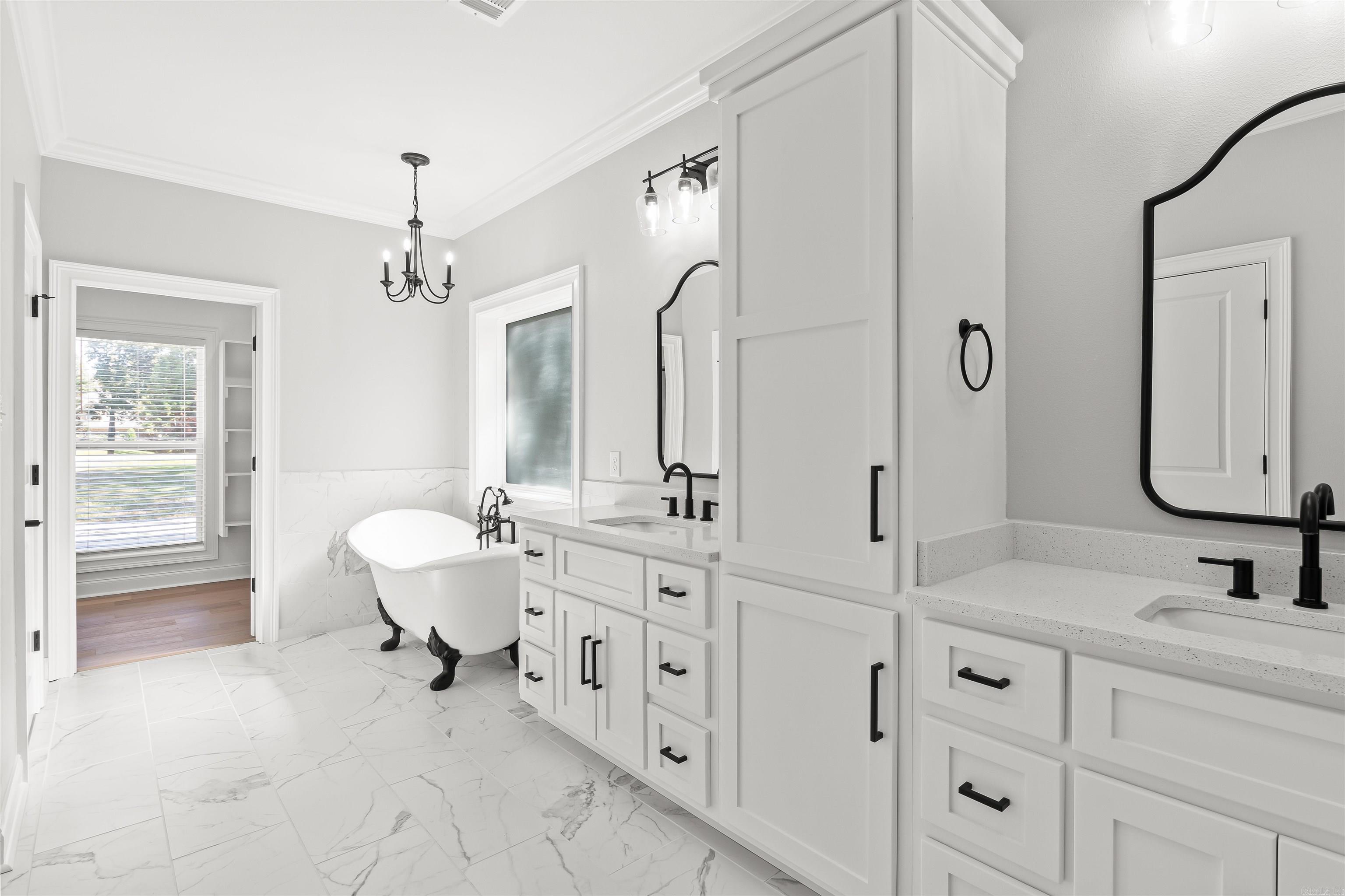 TERRA HILLS - Residential