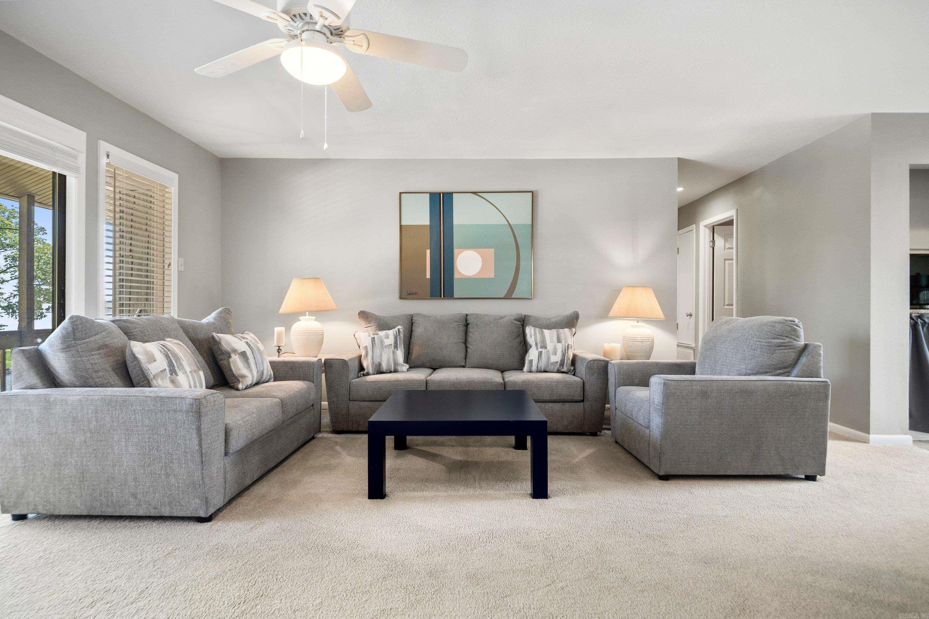 MOORINGS HPR - Residential