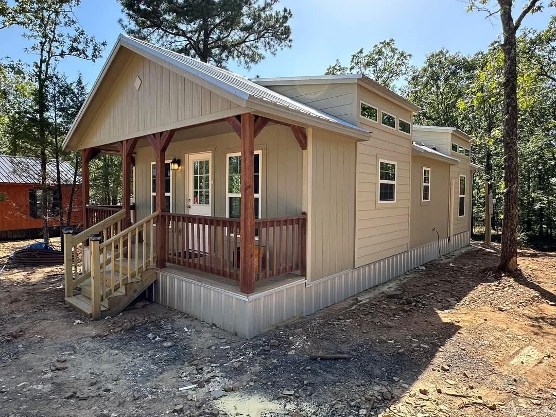 Metes & Bounds - Residential Income