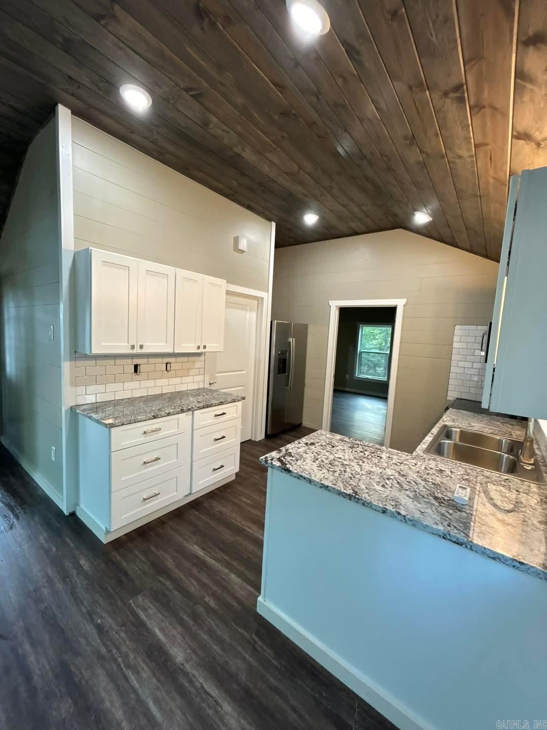 Metes & Bounds - Residential Income