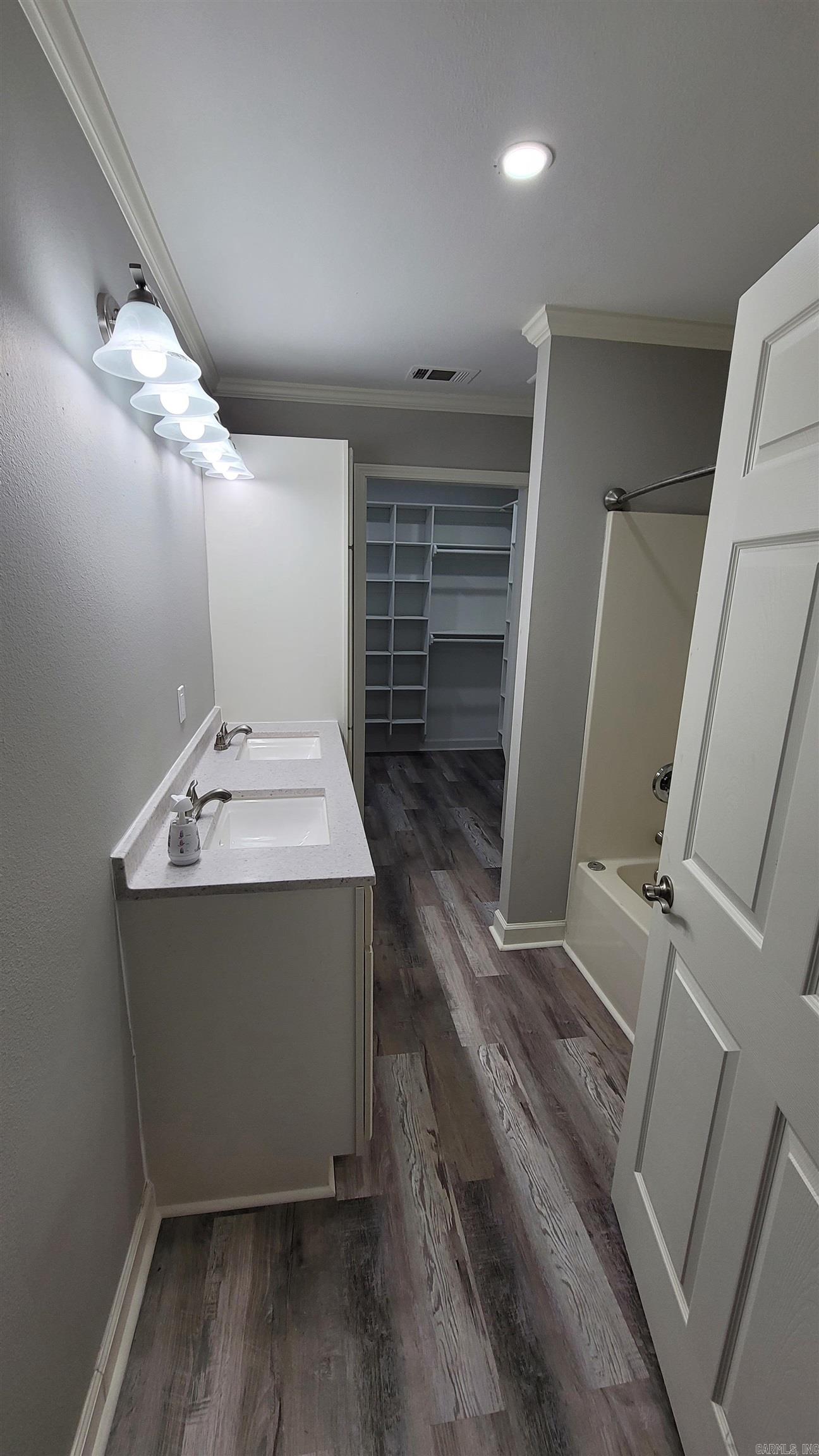 Not in Subdivision - Residential Lease