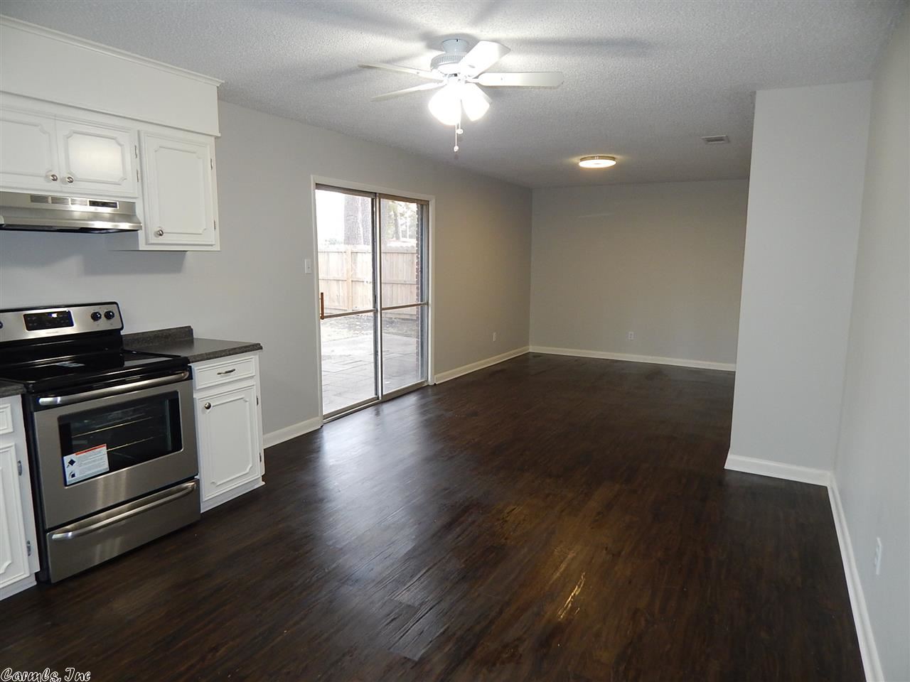 Traskwood Manor - Residential