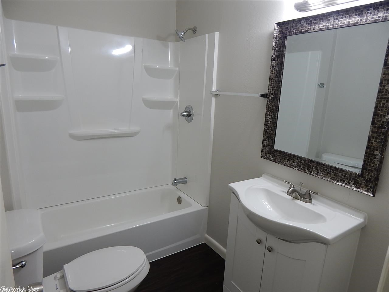 Traskwood Manor - Residential