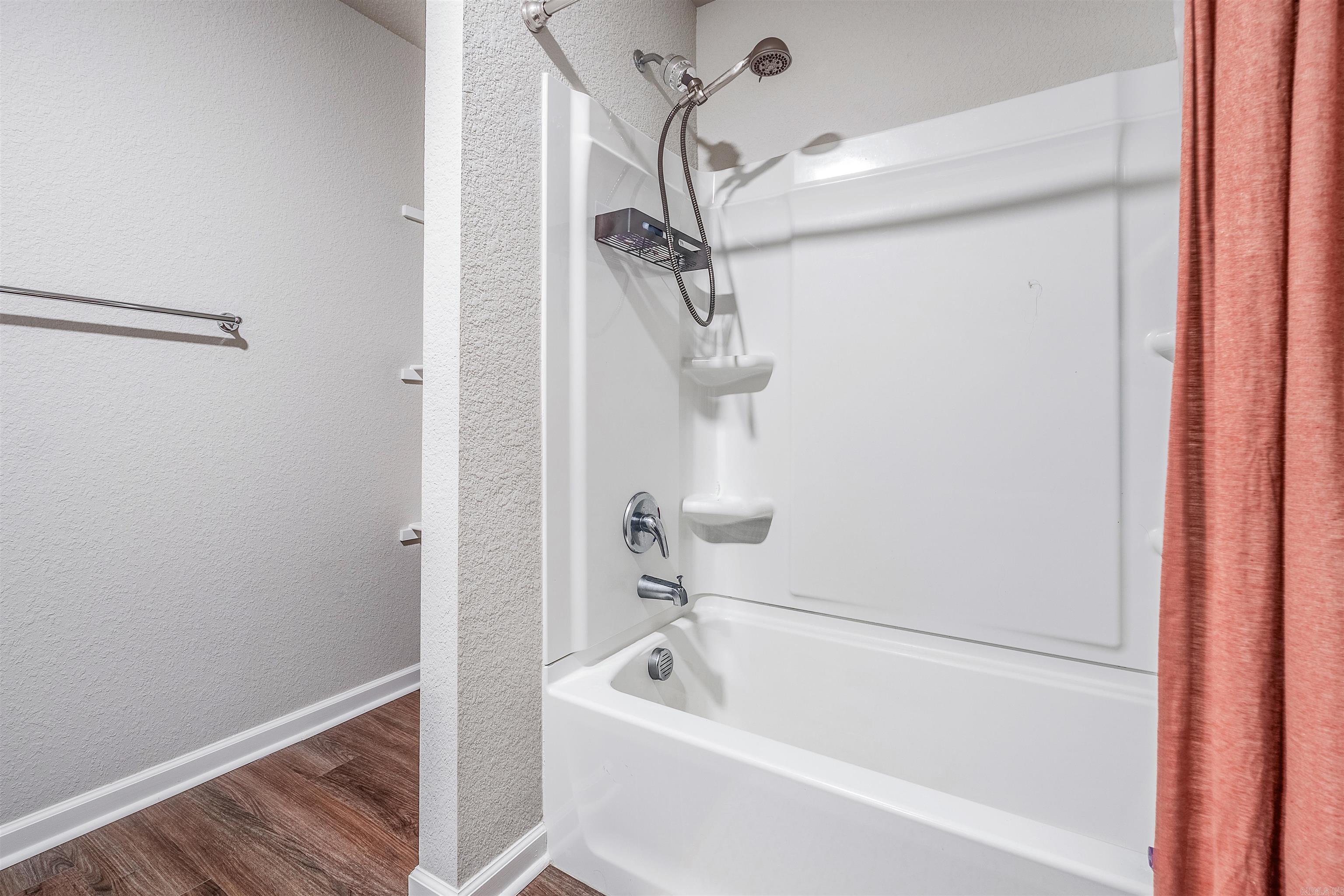 MUSEUM MEADOWS - Residential