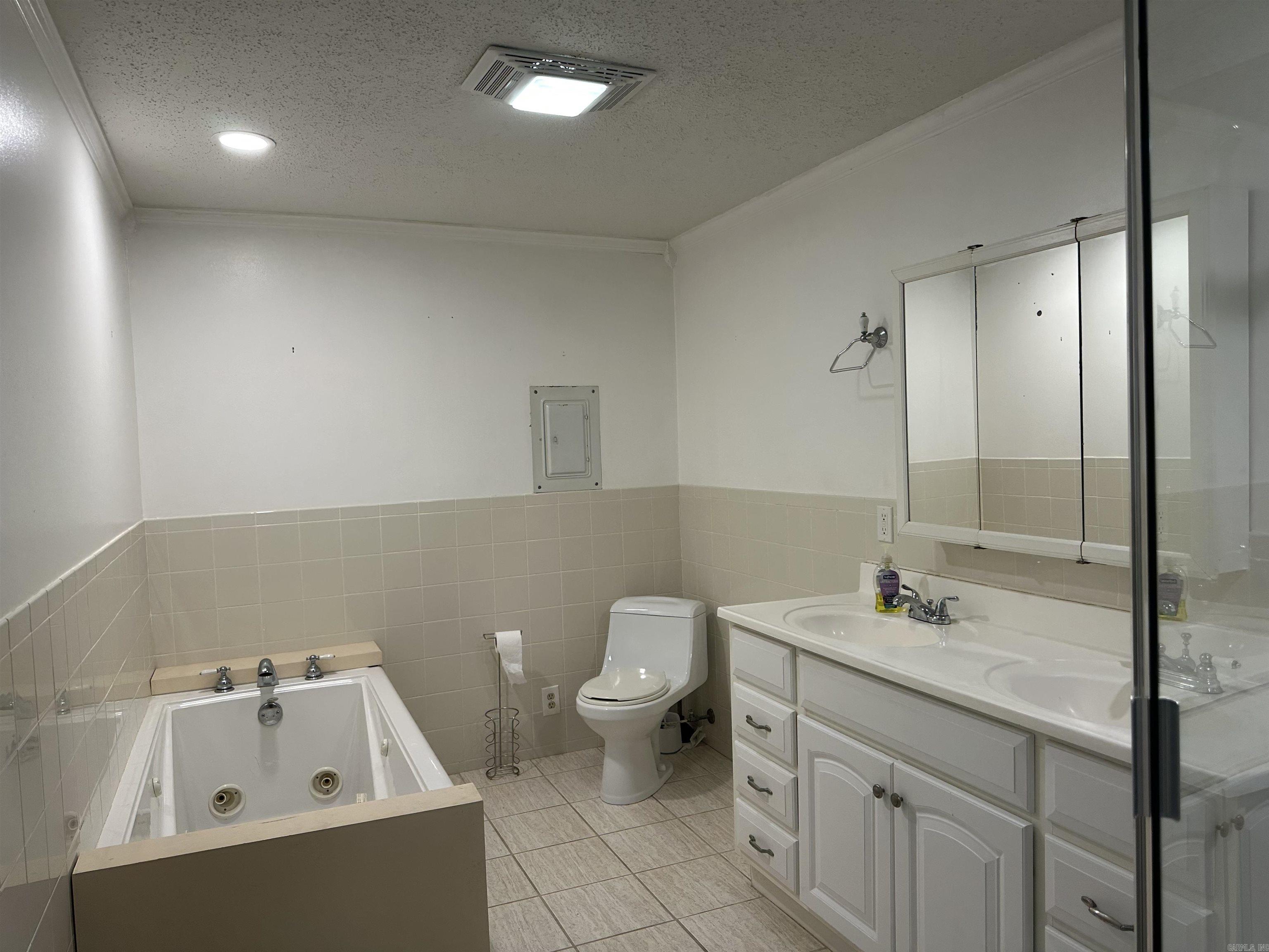 Saline - Residential