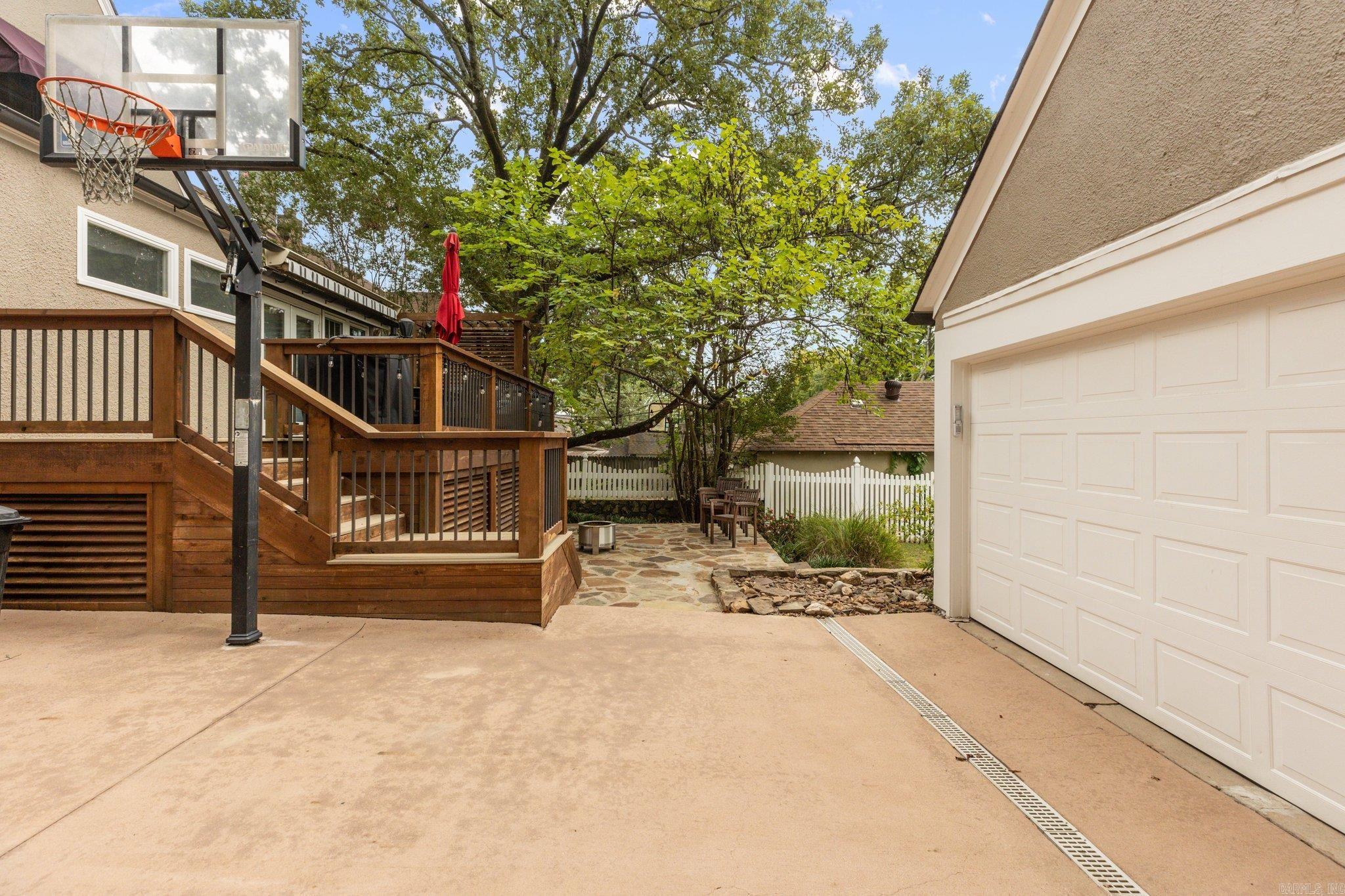 Crystal Court - Residential