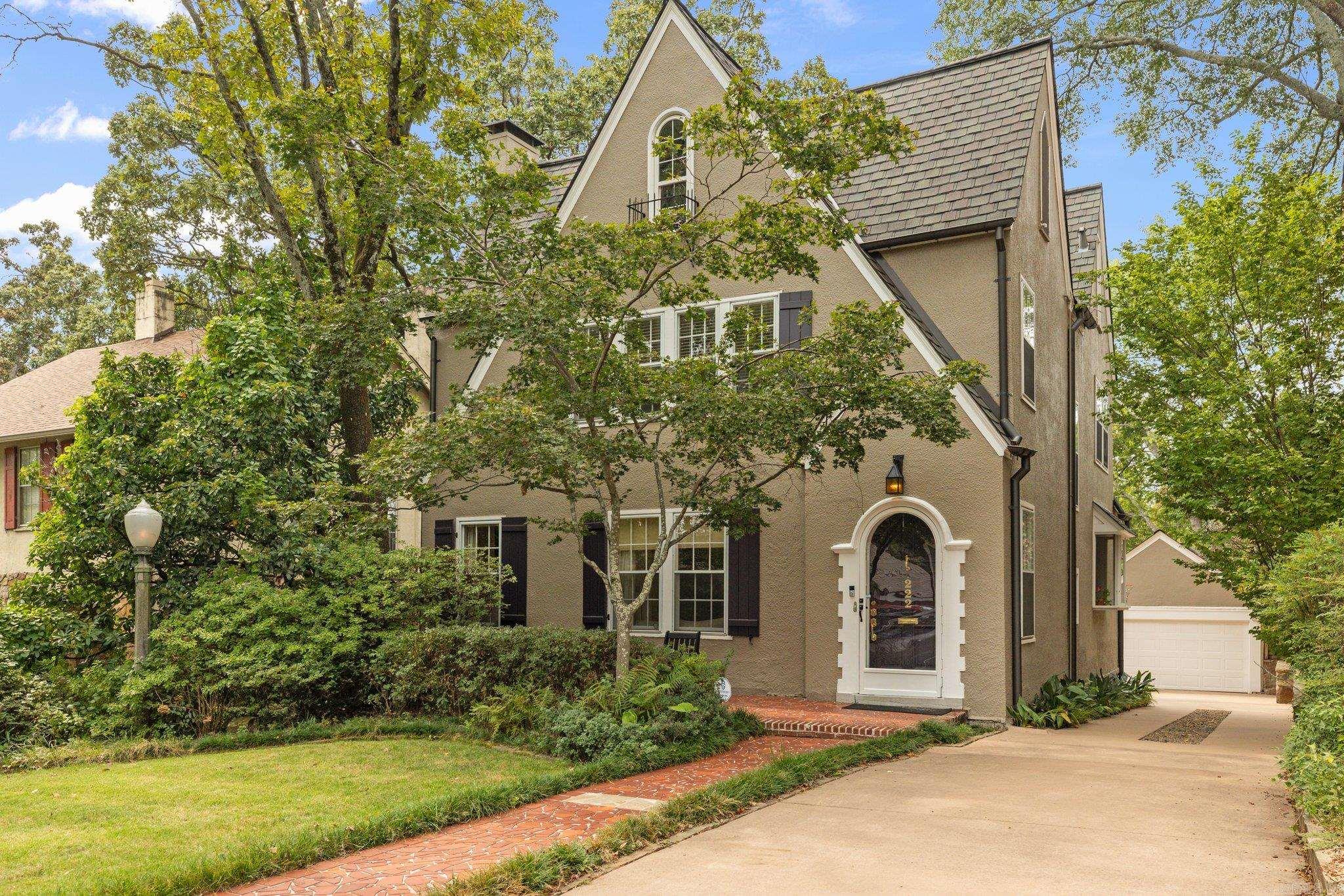 Crystal Court - Residential