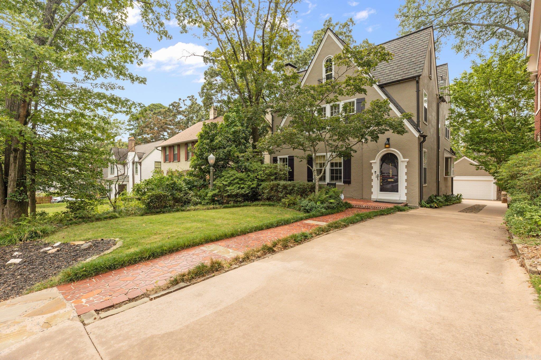 Crystal Court - Residential