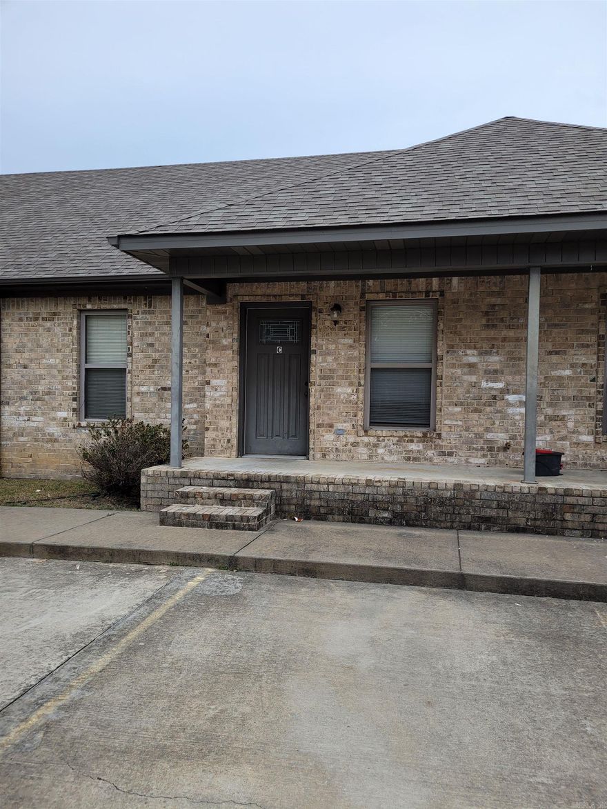 2 bedroom / 2 full bath unit available in downtown Cabot. This unit has stained concrete floors throughout, solid surface counter tops, and updated appliances. Cute front porch, good size for sitting and back patio. Back yard is communal with the rest of the units, thus no pets are allowed at this time. Rent is $750  Deposit is $750. Application fee is $40 per adult. NO PETS. Tenant pays all utilities. Lawn maintenance is provided. Online application; https://irealtyar.managebuilding.com/Resident/rental-application/new