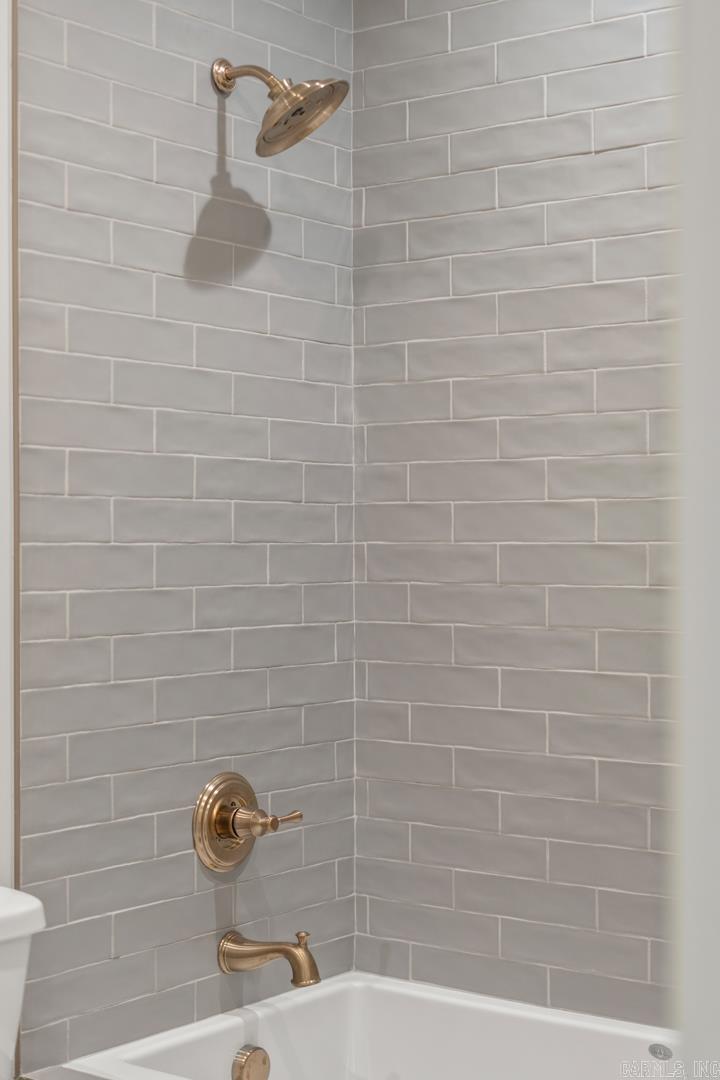 CAMMACK WOODS - Residential