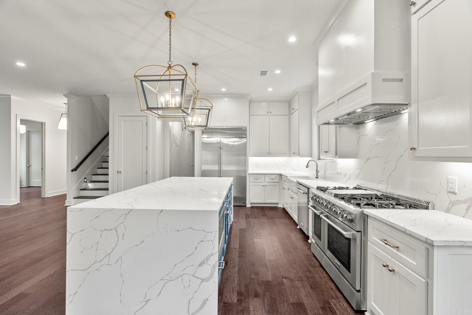 CAMMACK WOODS - Residential