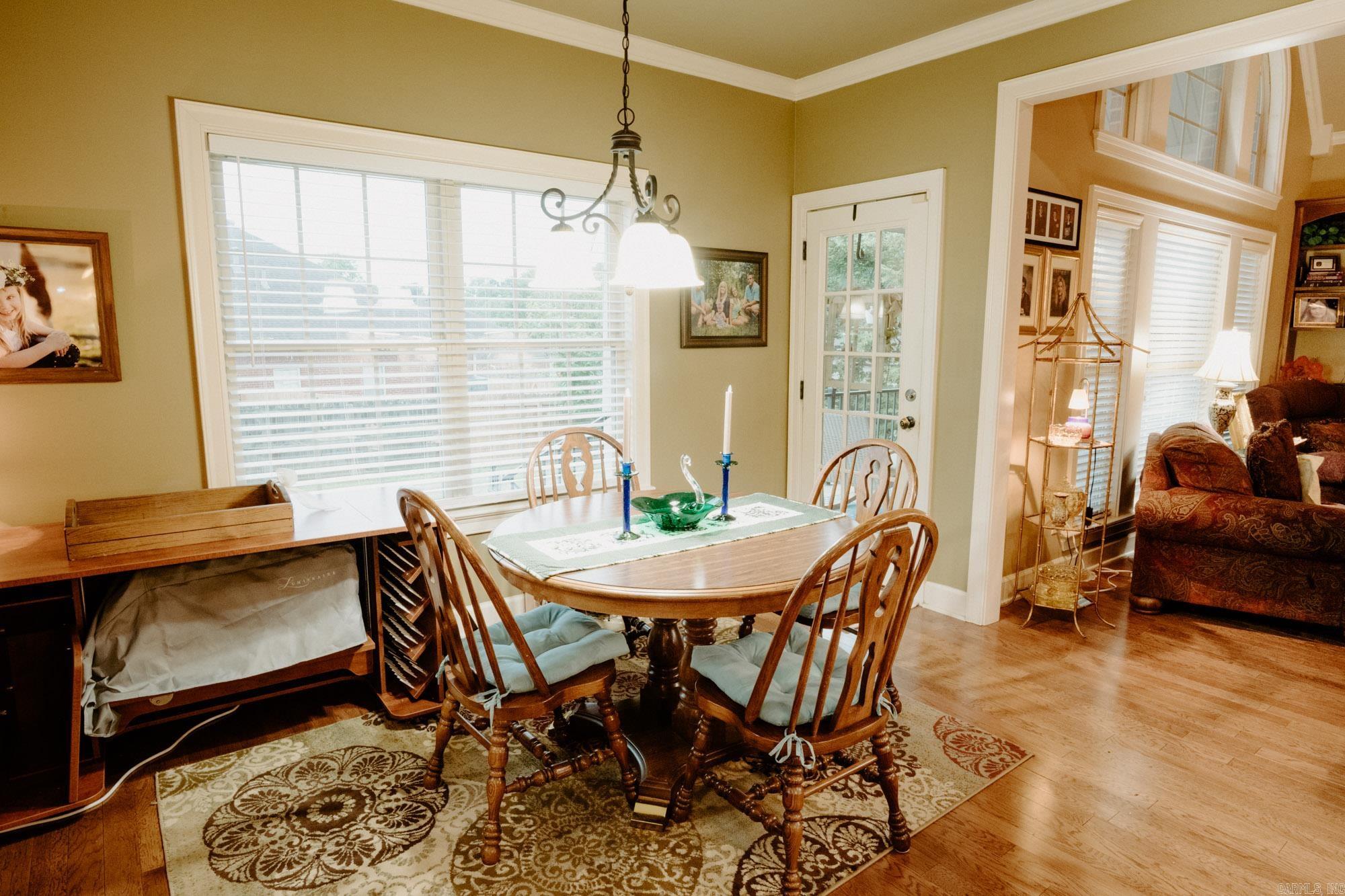 STERLING OAKS - Residential