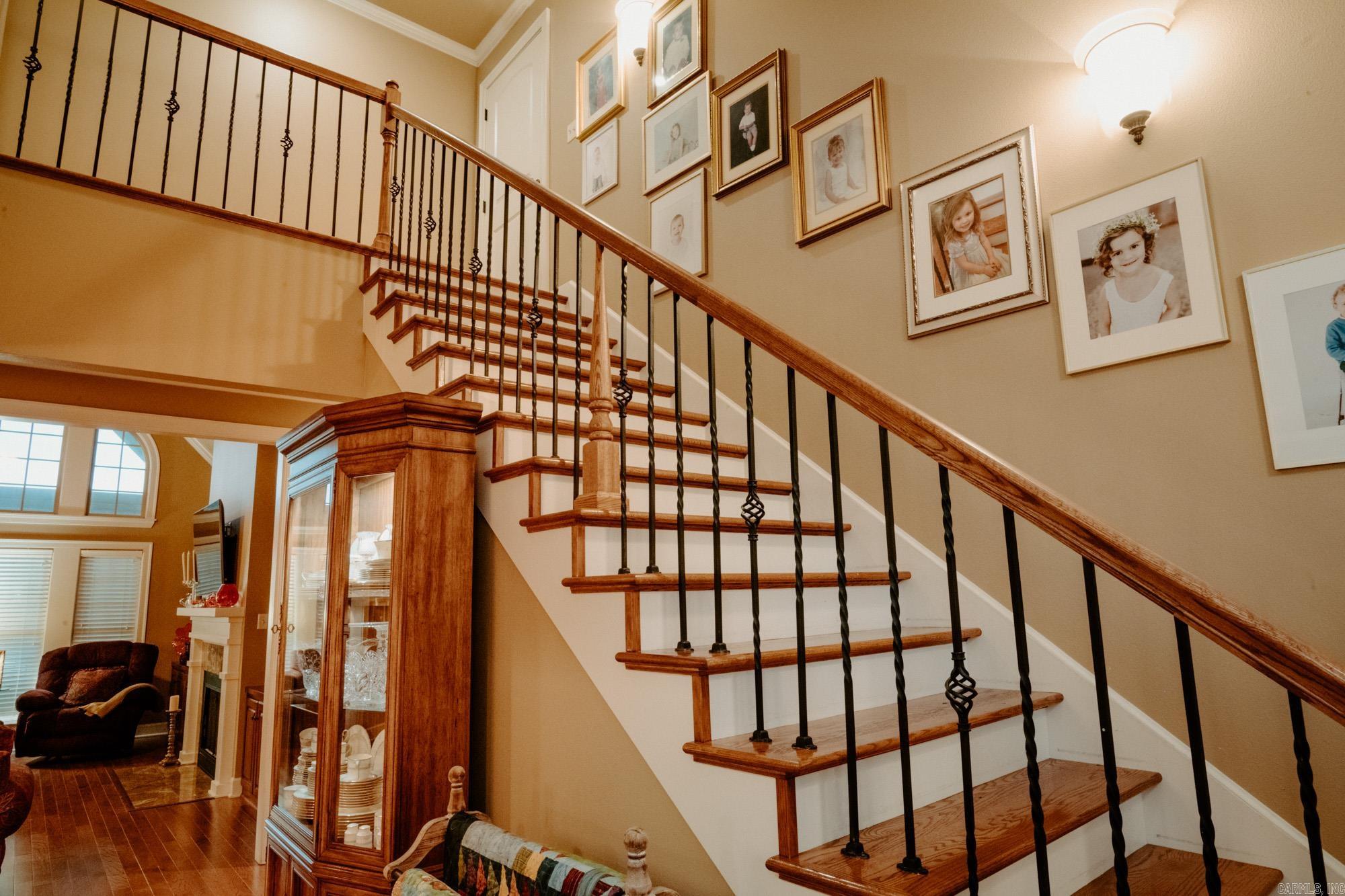 STERLING OAKS - Residential