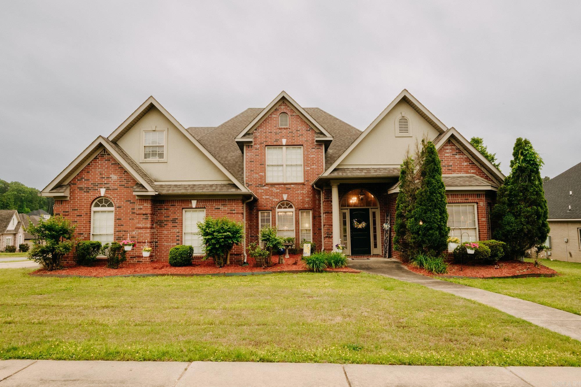 STERLING OAKS - Residential