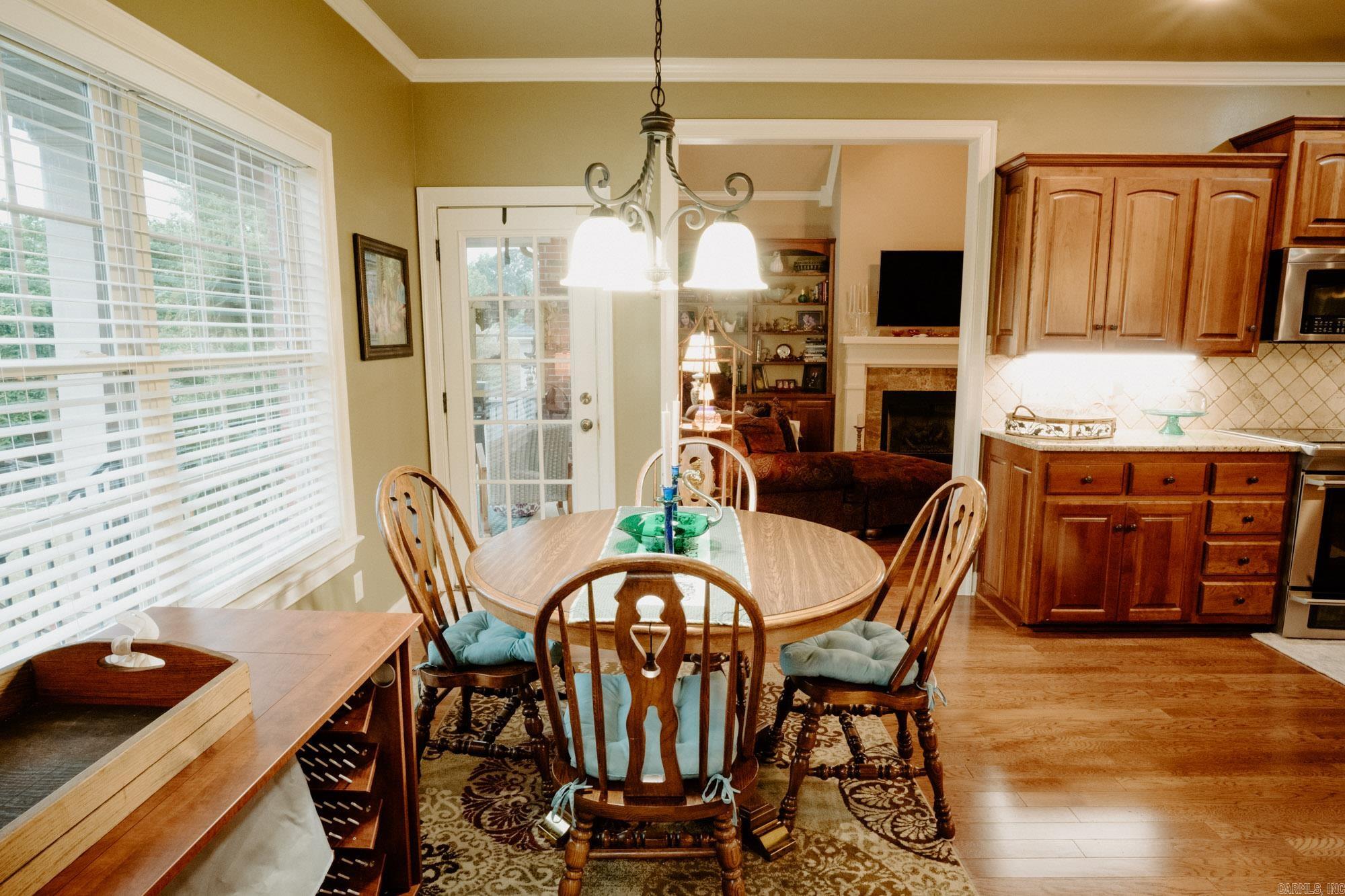 STERLING OAKS - Residential