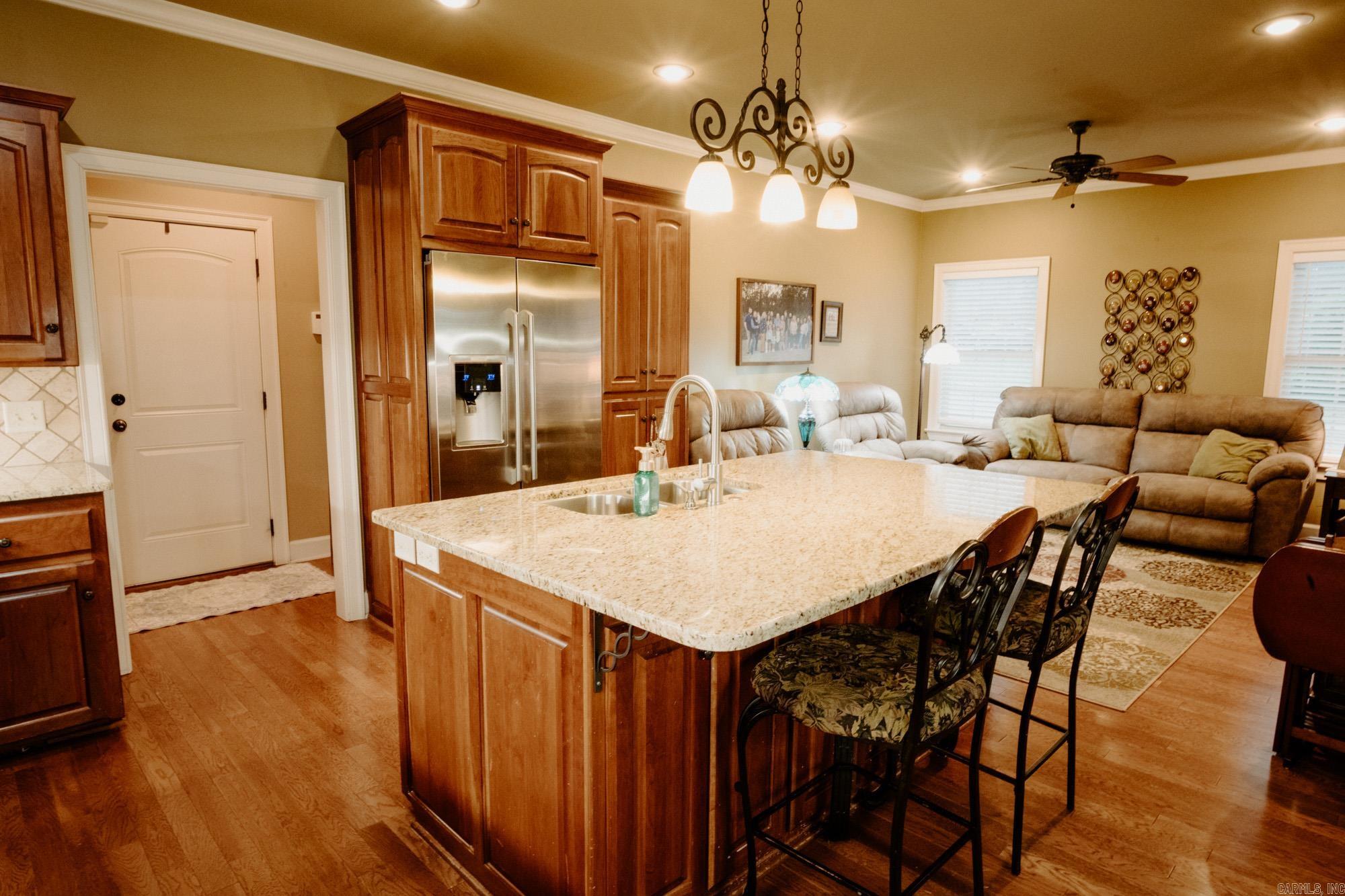 STERLING OAKS - Residential