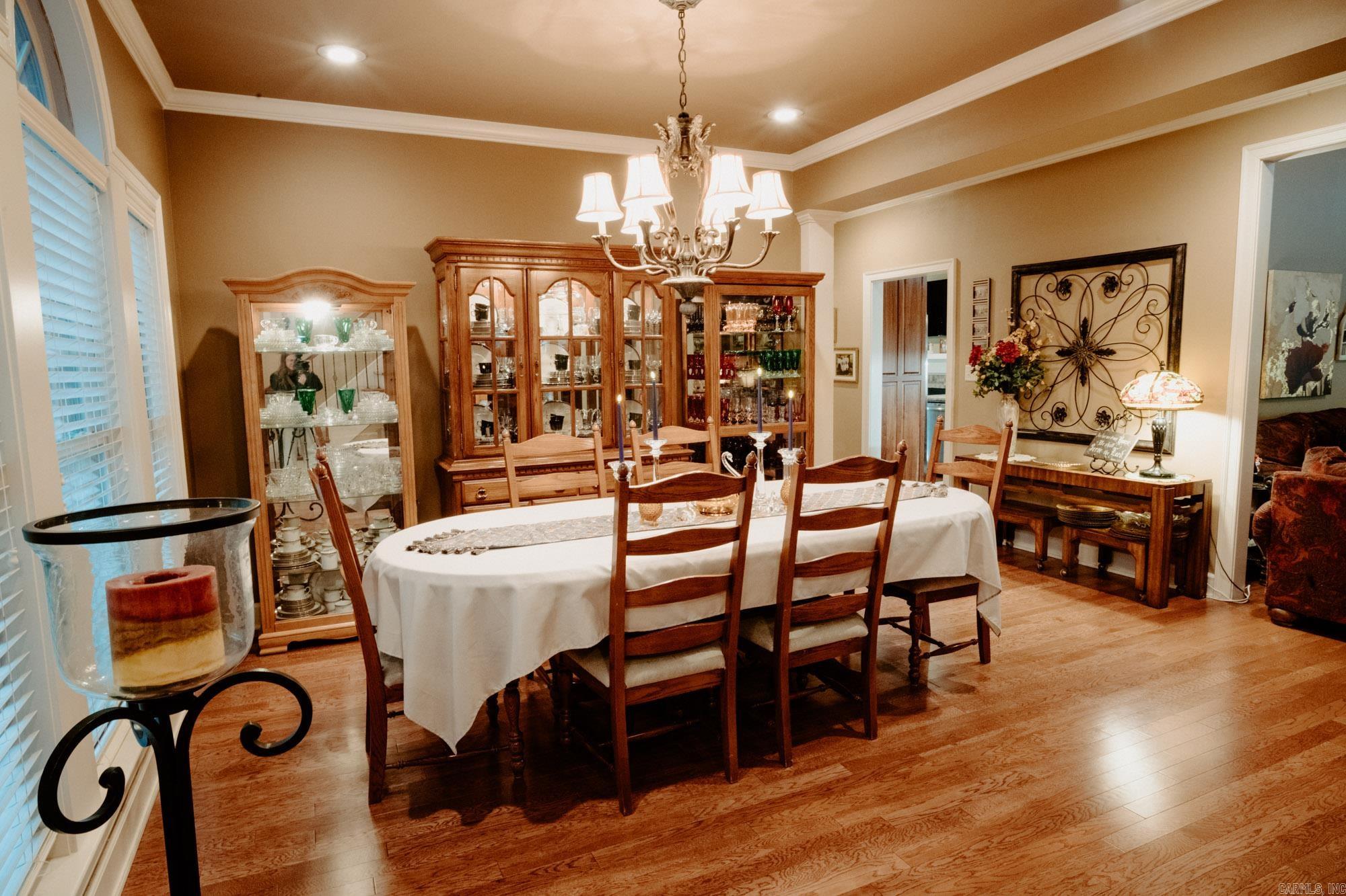 STERLING OAKS - Residential