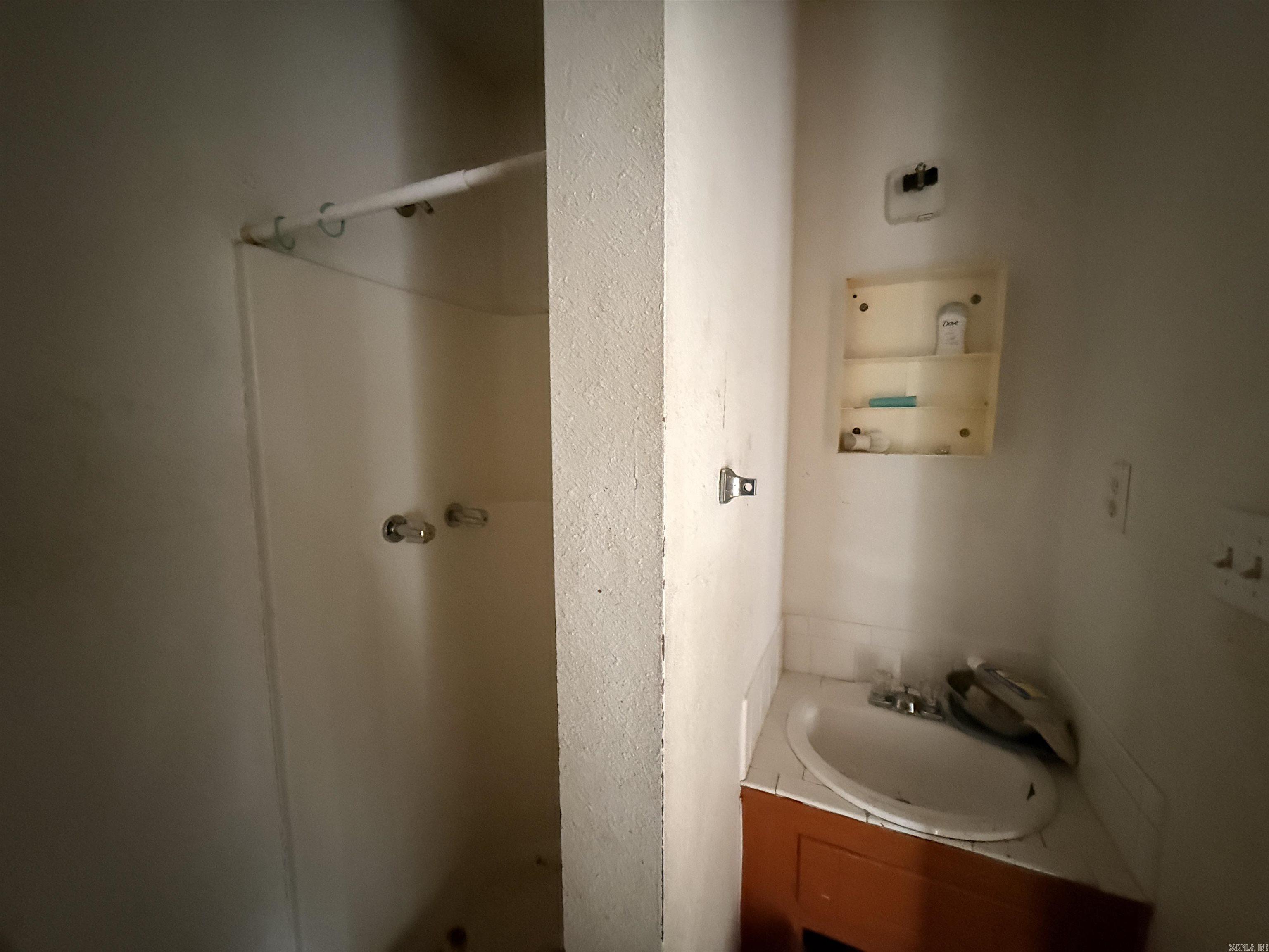 Robinson - Residential