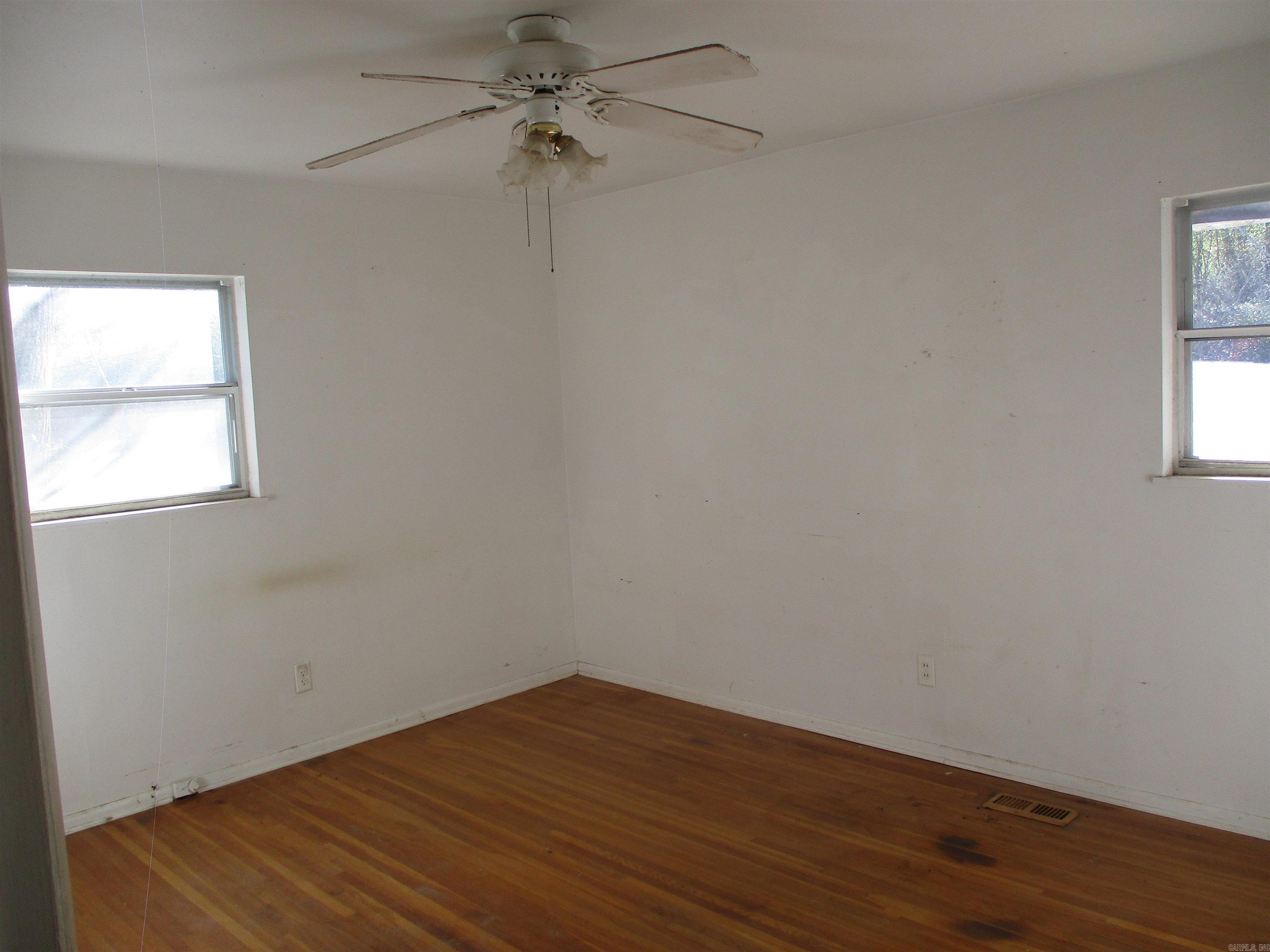 WILTON HGTS - Residential