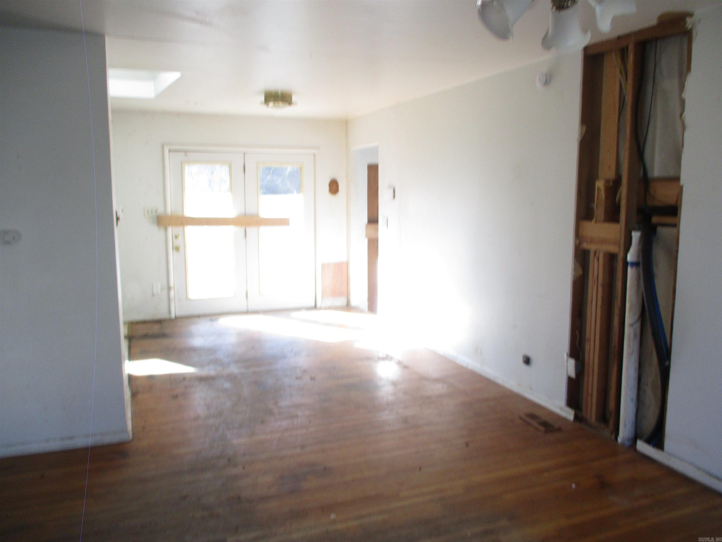 WILTON HGTS - Residential