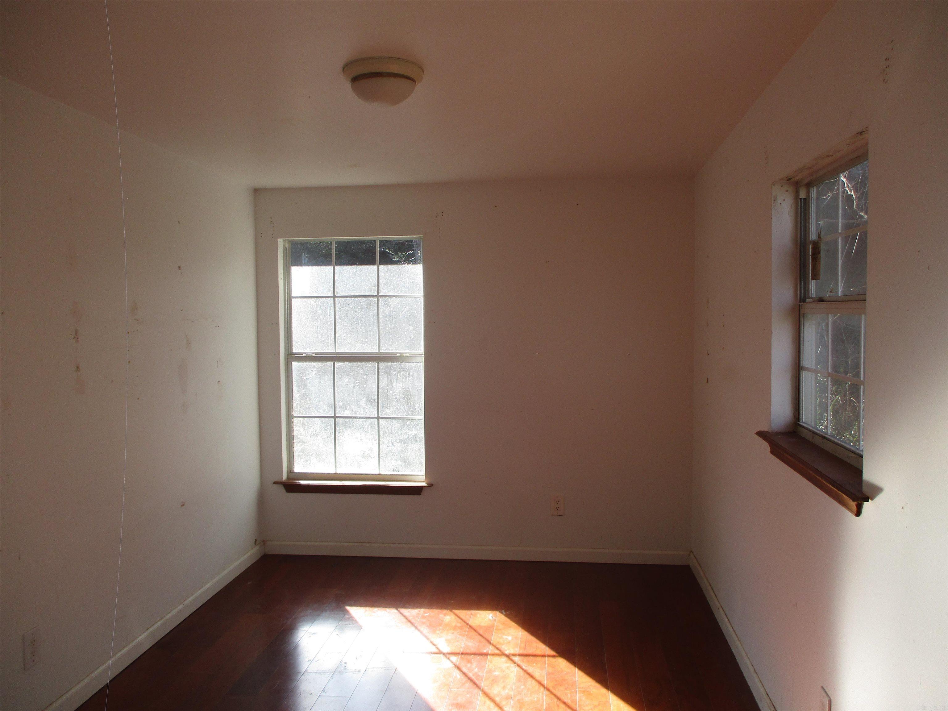 WILTON HGTS - Residential