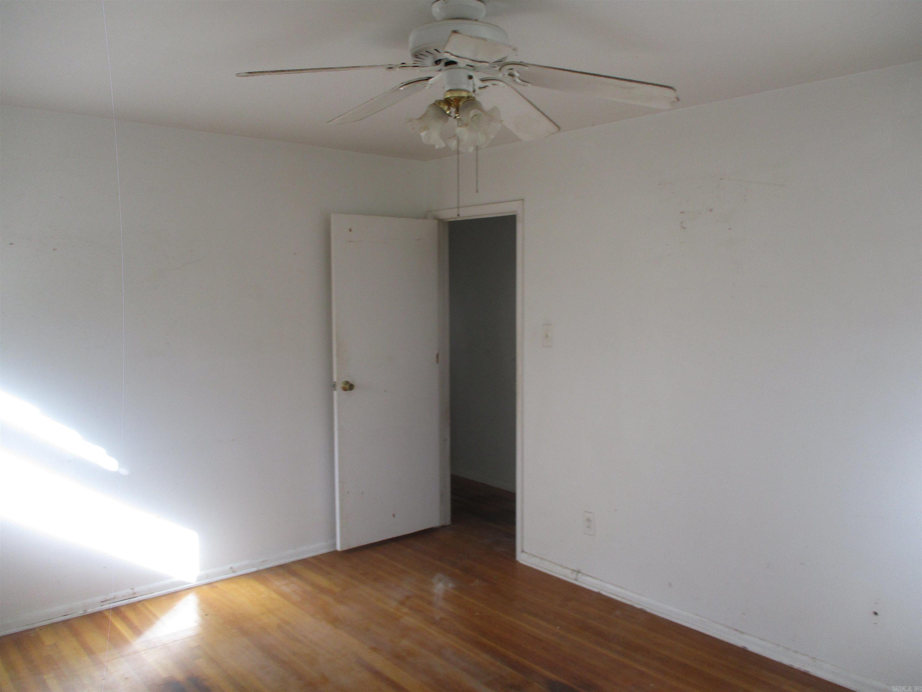 WILTON HGTS - Residential