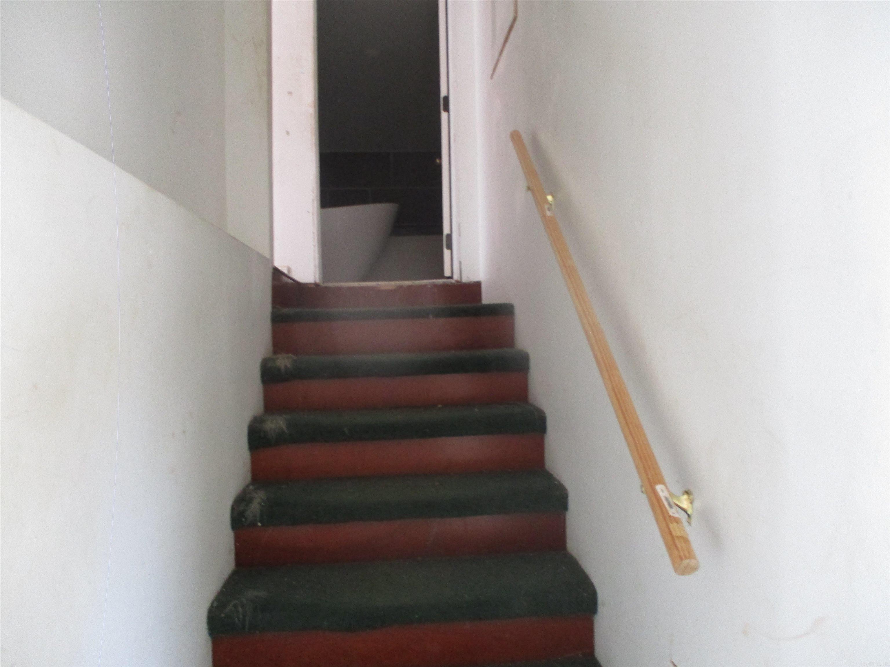 WILTON HGTS - Residential