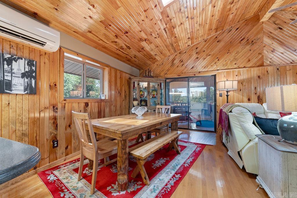 BELMONT ACRES - Residential